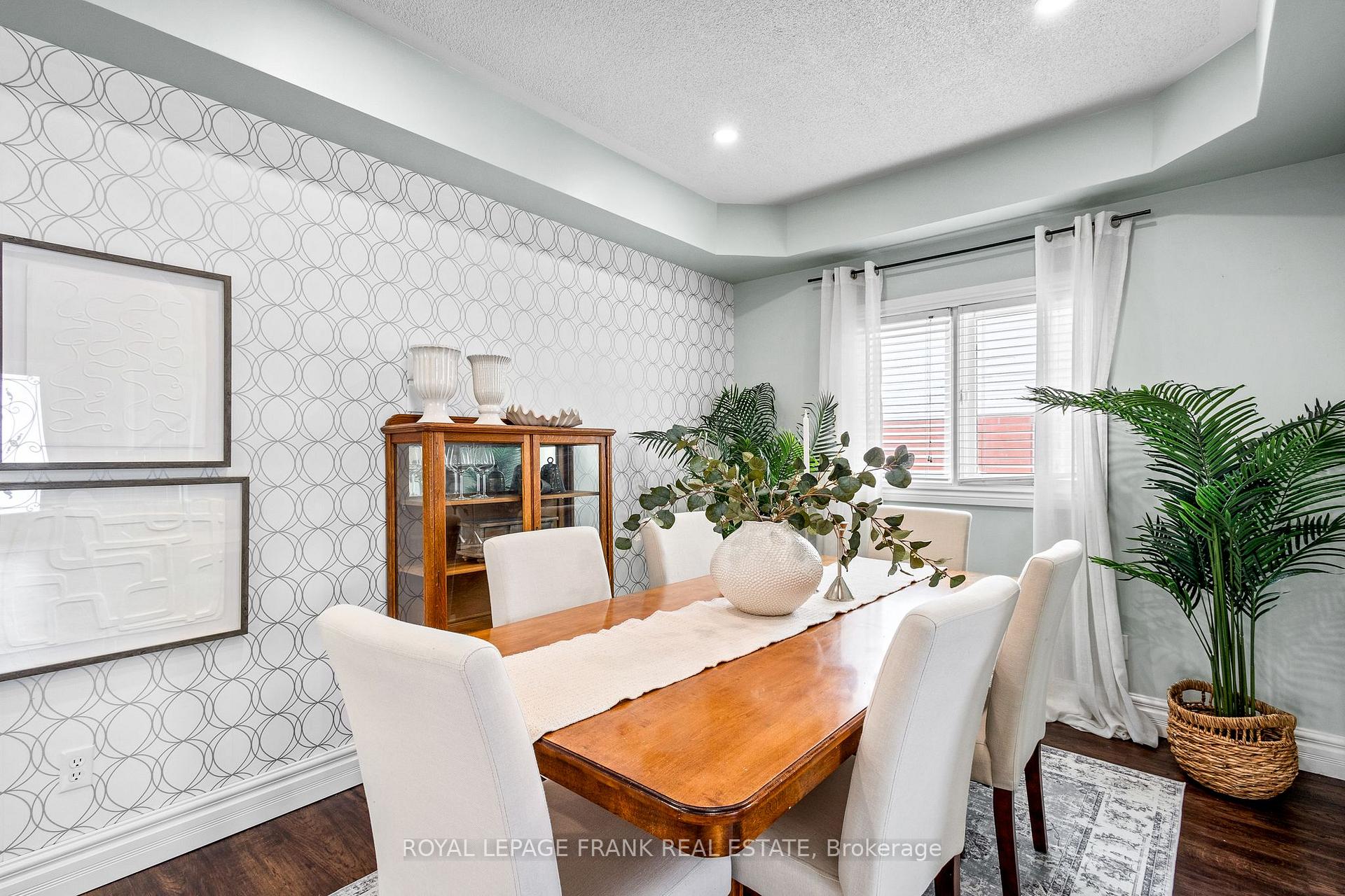 Photo 6 of 26 Harness Ridge Drive, Whitby, Williamsburg — HOMEH