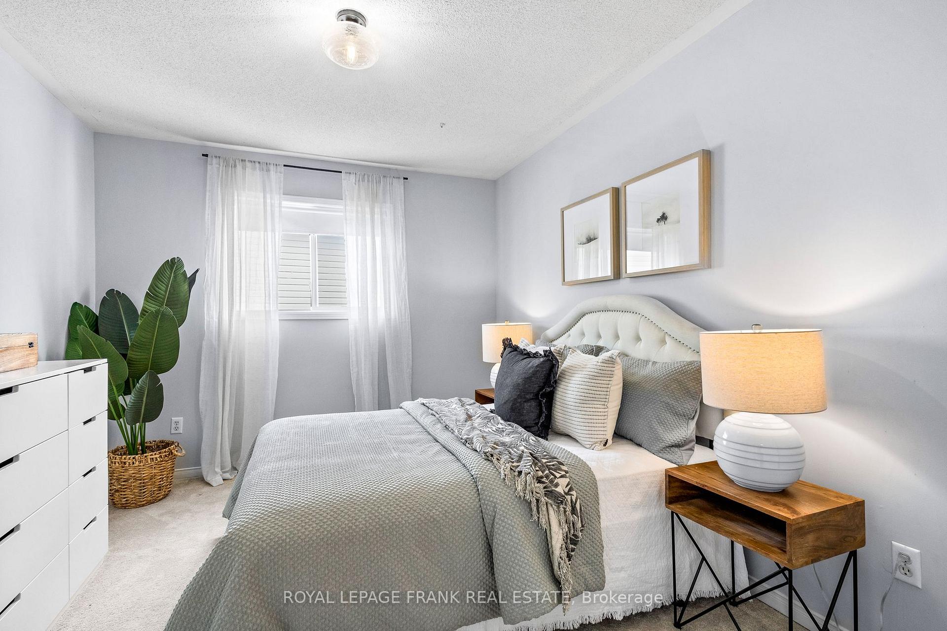 Photo 23 of 26 Harness Ridge Drive, Whitby, Williamsburg — HOMEH