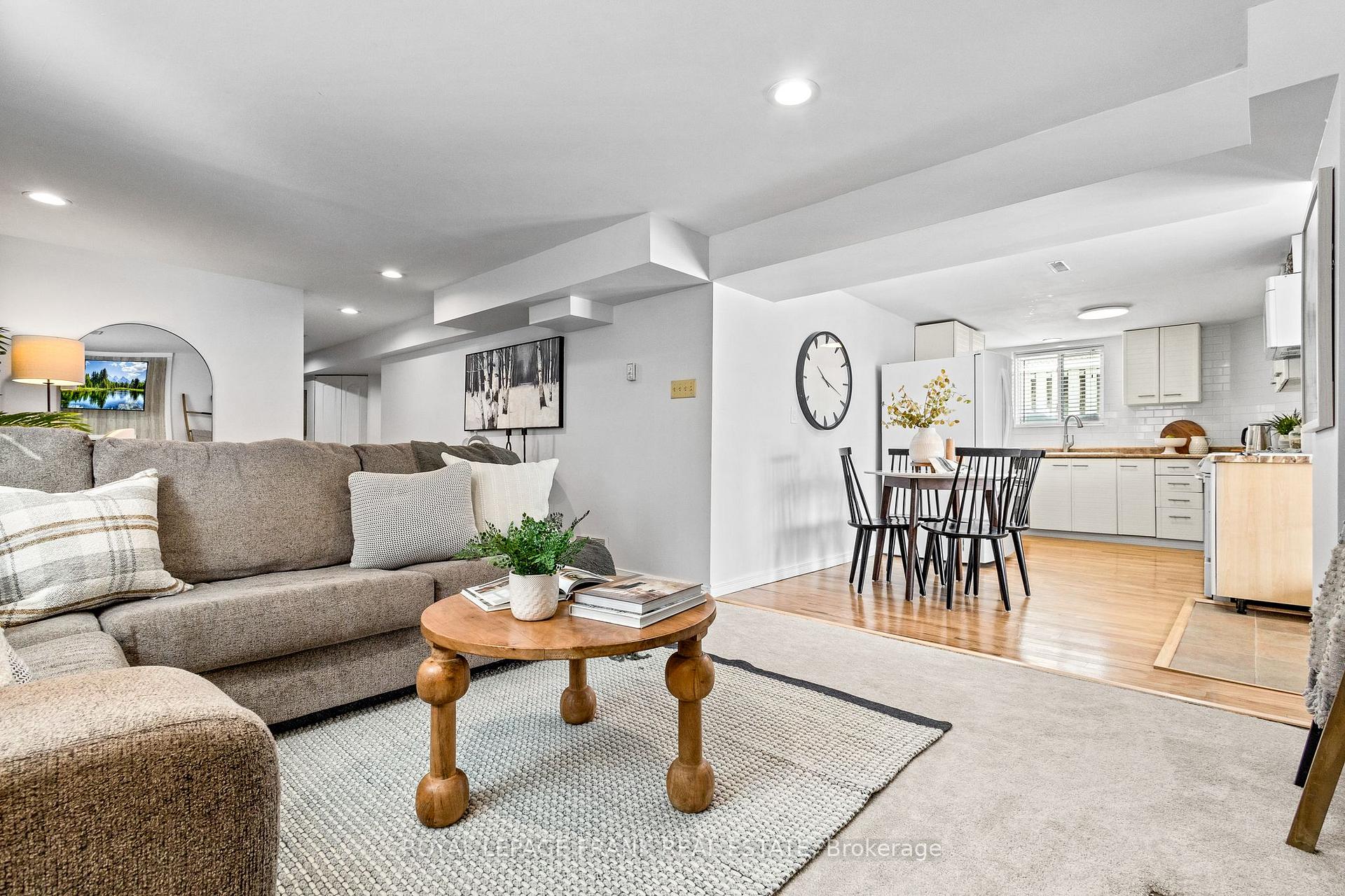 Photo 34 of 26 Harness Ridge Drive, Whitby, Williamsburg — HOMEH
