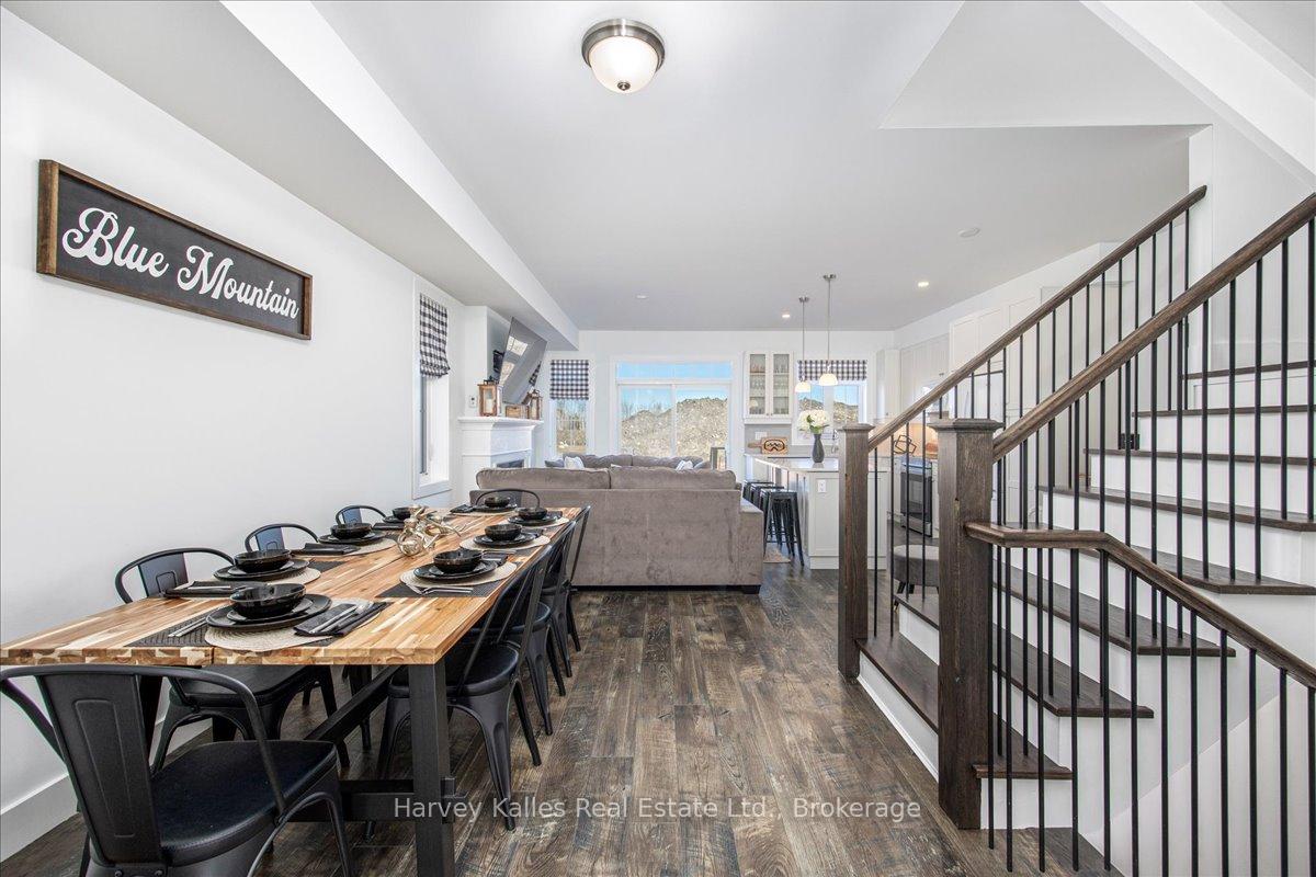 Photo 6 of 136 Red Pine Street, Blue Mountains — HOMEH
