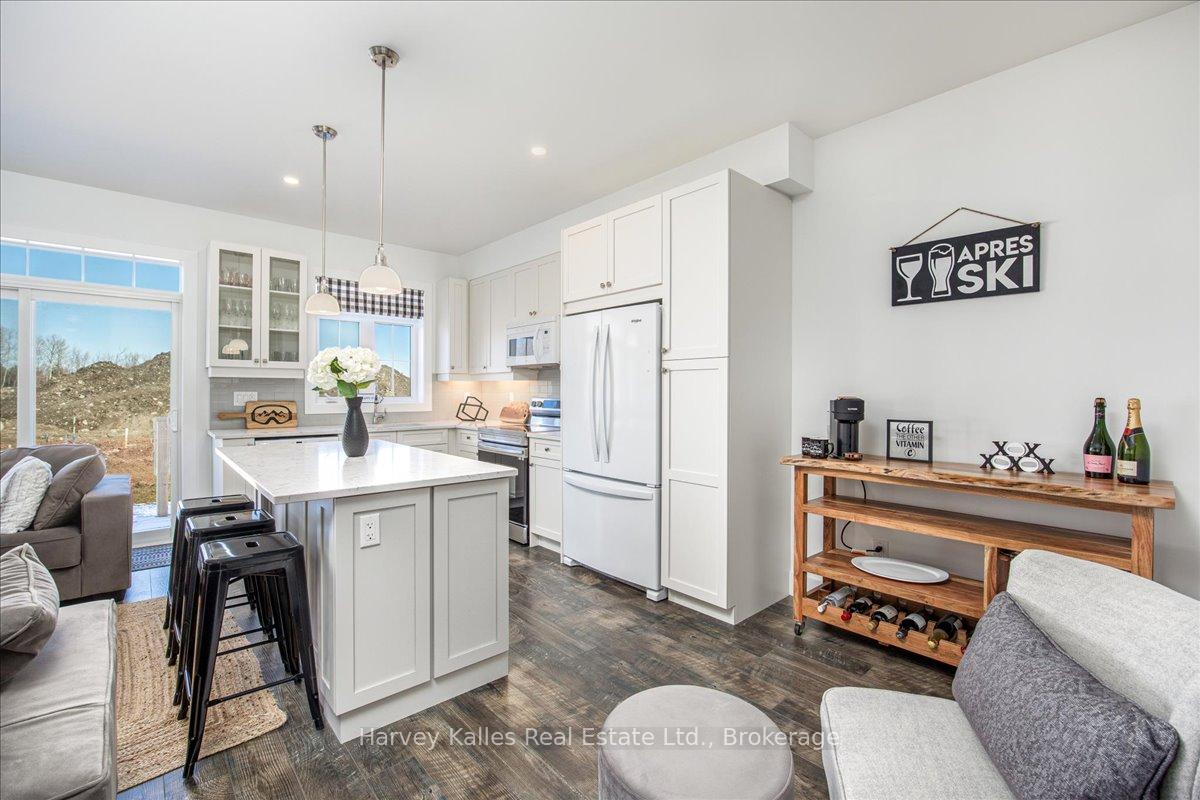 Photo 9 of 136 Red Pine Street, Blue Mountains — HOMEH