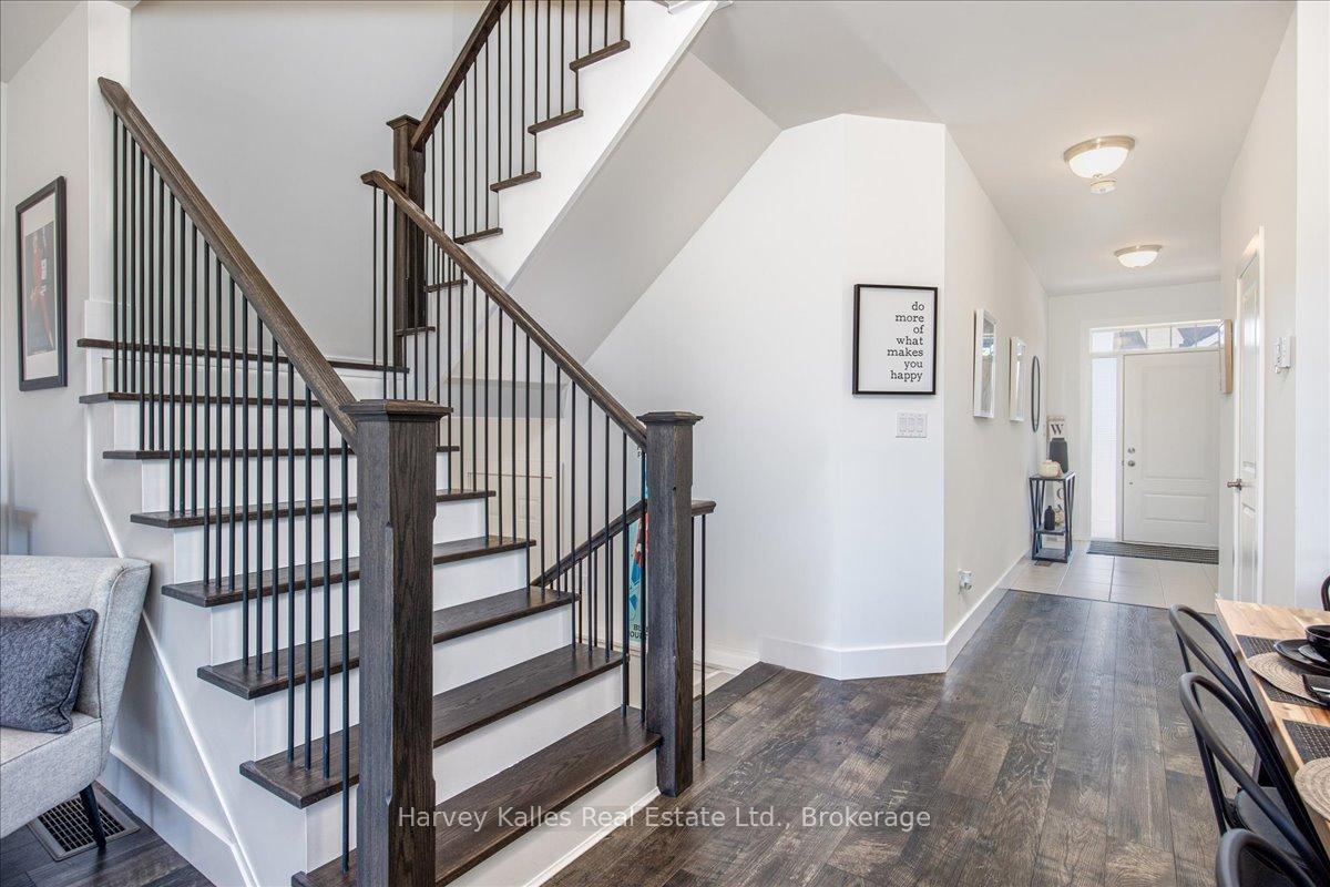 Photo 18 of 136 Red Pine Street, Blue Mountains — HOMEH