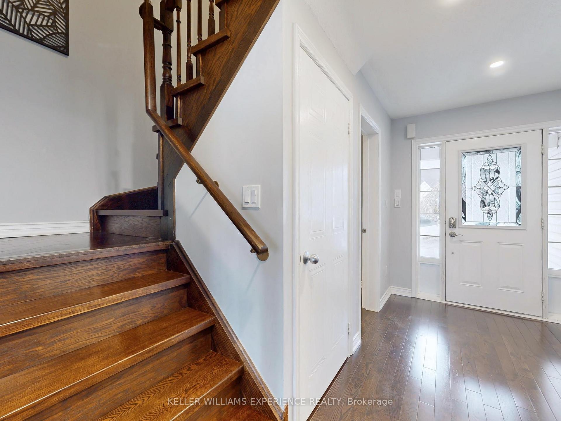 Photo 6 of 1201 Stire Street, Oshawa, Pinecrest — HOMEH