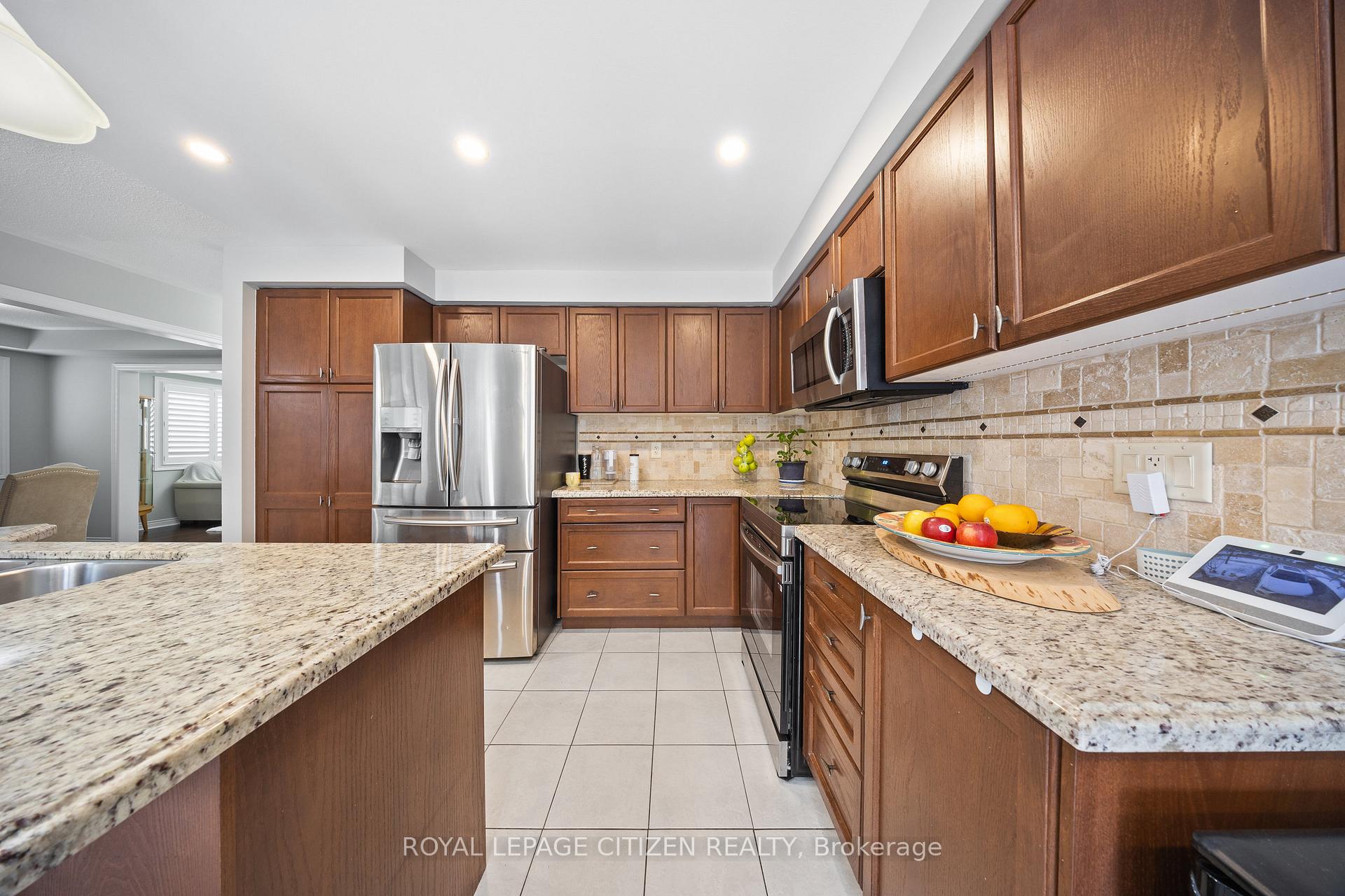 Photo 13 of 65 Chatterson Street, Whitby, Rolling Acres — HOMEH