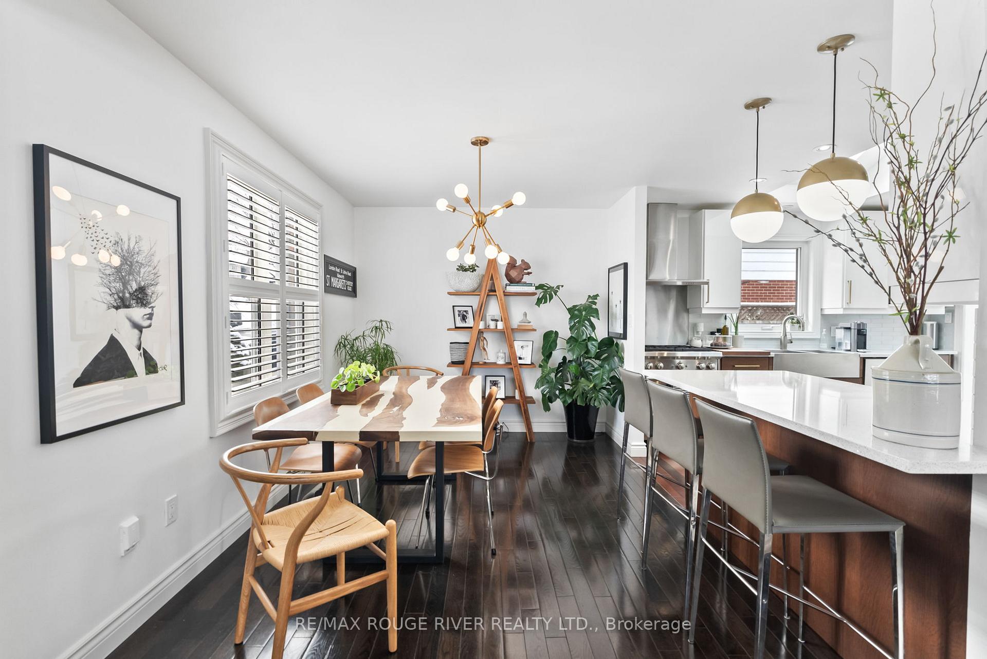 Photo 11 of 320 St. Lawrence Street, Whitby, Downtown Whitby — HOMEH