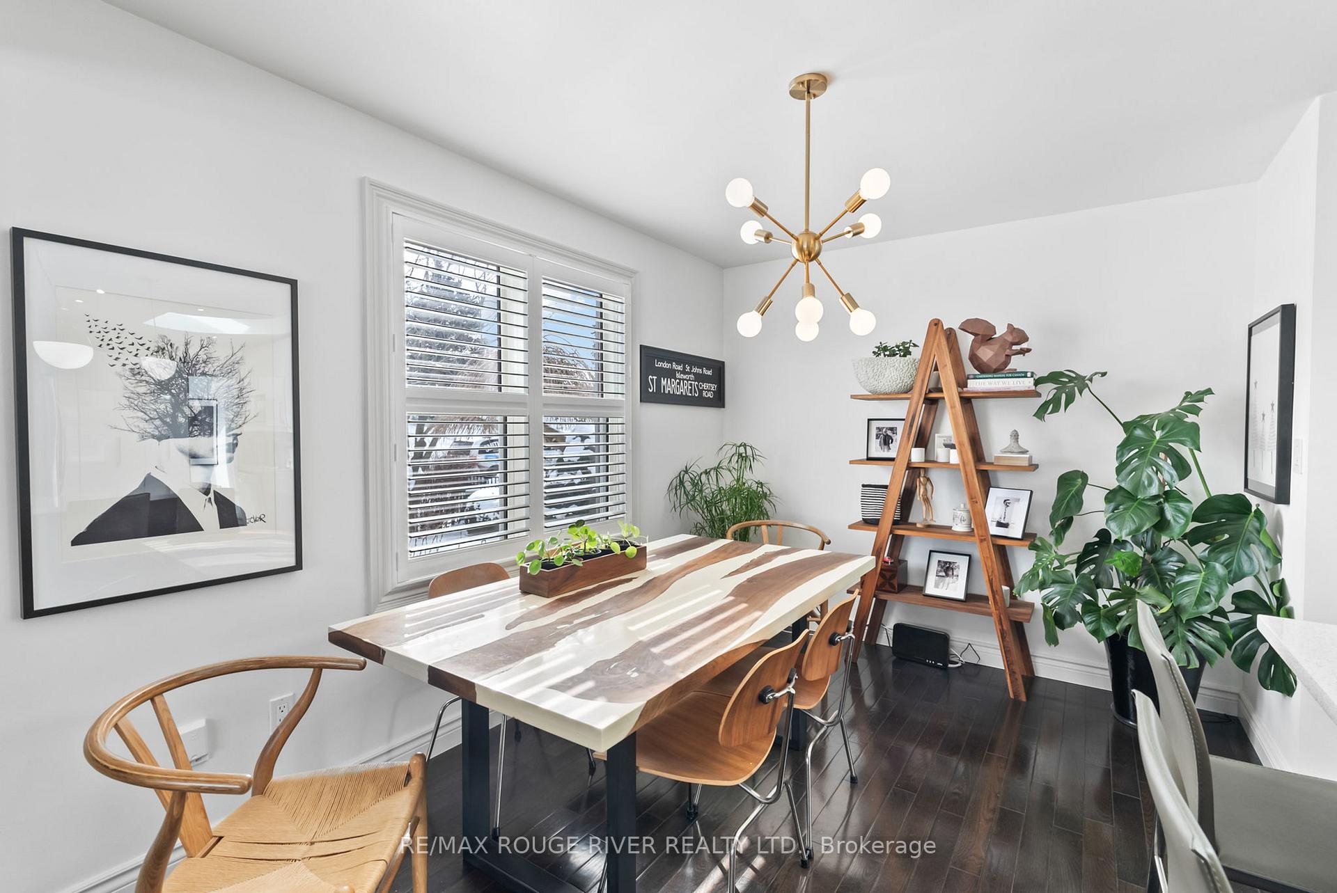 Photo 12 of 320 St. Lawrence Street, Whitby, Downtown Whitby — HOMEH