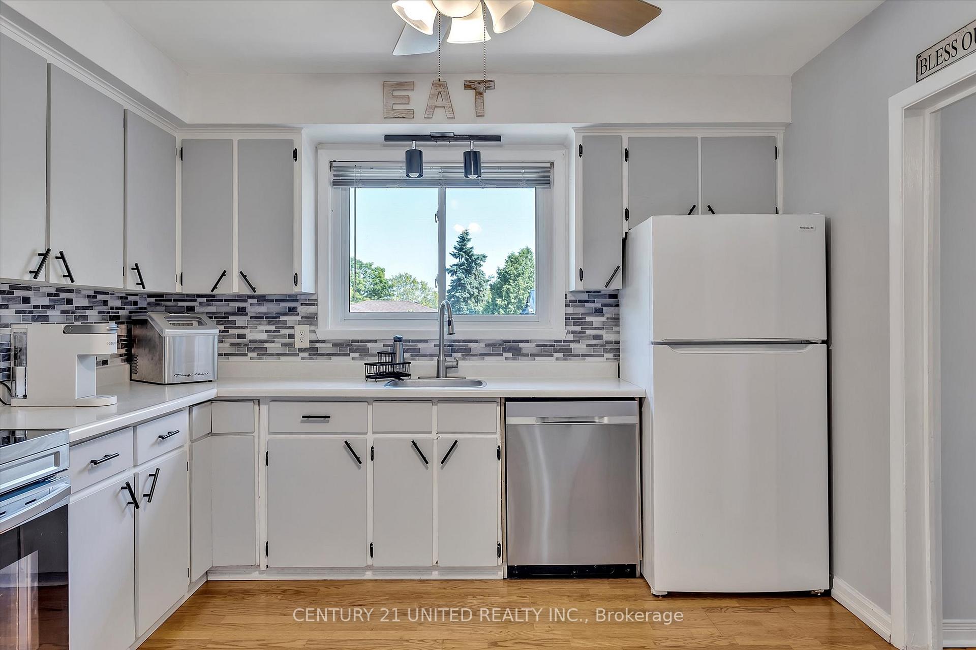 Photo 9 of 273 Riverview Heights, Peterborough, Ashburnham Ward 4 — HOMEH
