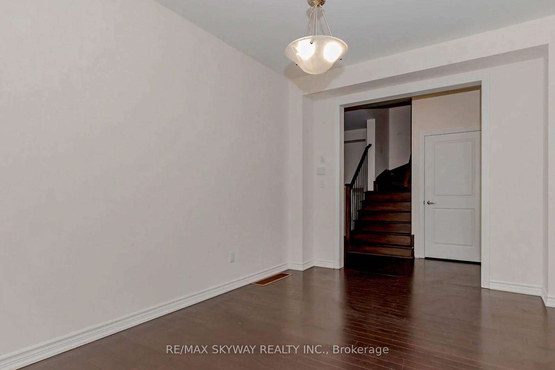 Photo 2 of 29 Thornvalley Terrace W, Caledon, Rural Caledon — HOMEH
