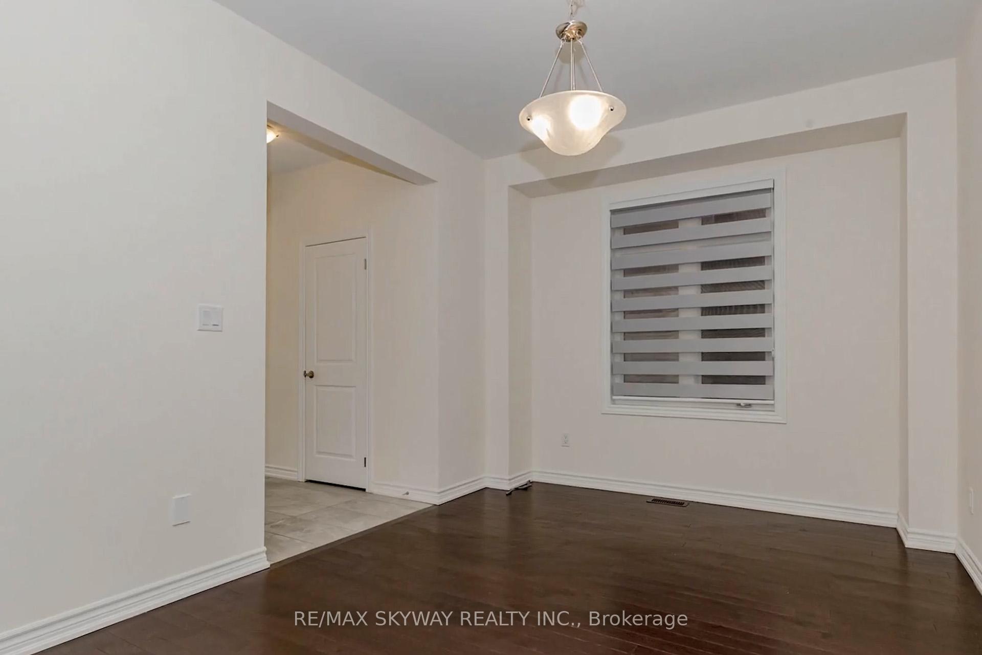Photo 3 of 29 Thornvalley Terrace W, Caledon, Rural Caledon — HOMEH