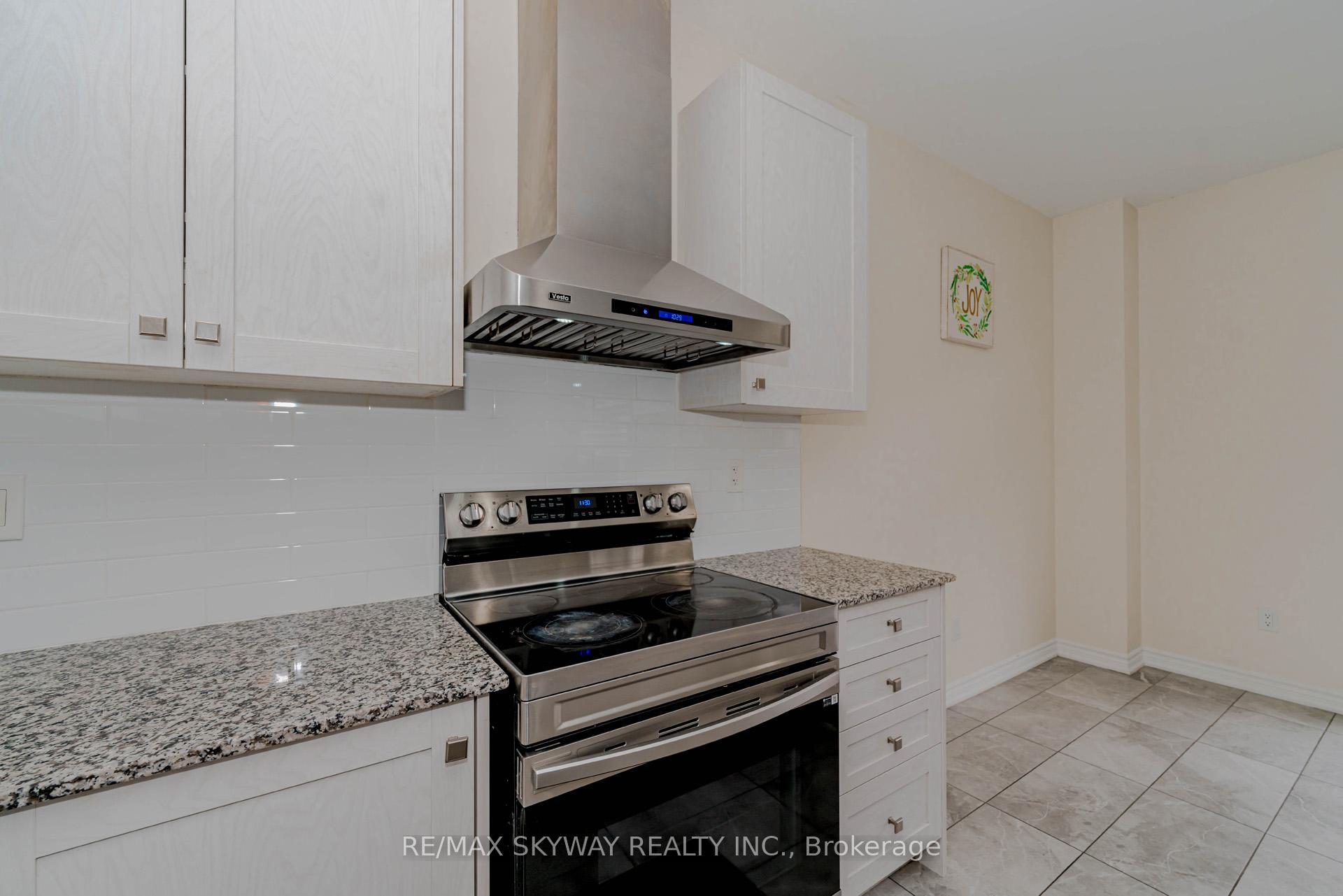Photo 18 of 29 Thornvalley Terrace W, Caledon, Rural Caledon — HOMEH