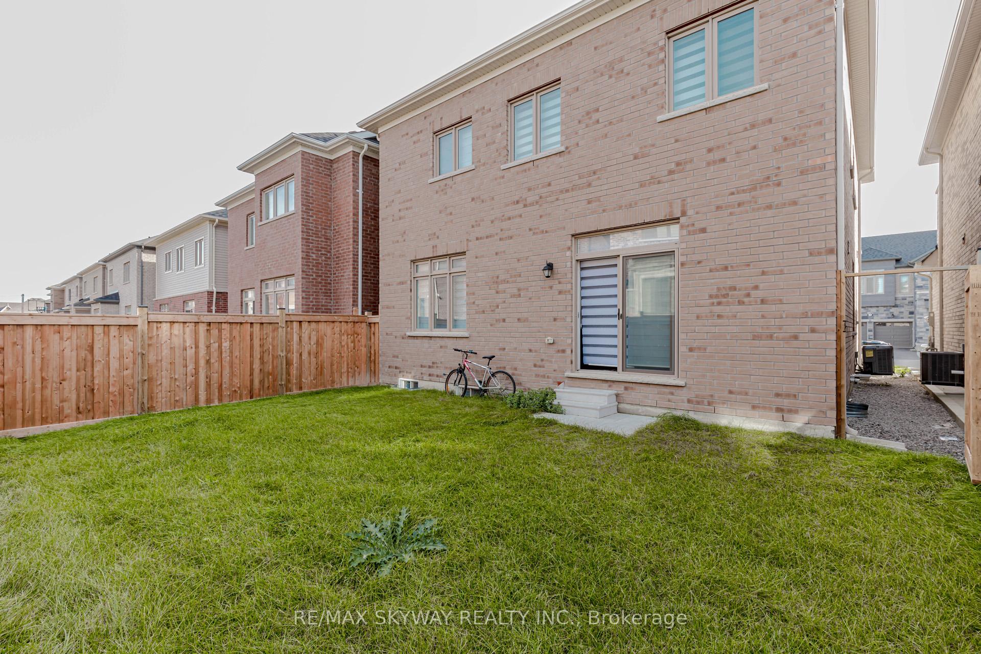 Photo 48 of 29 Thornvalley Terrace W, Caledon, Rural Caledon — HOMEH