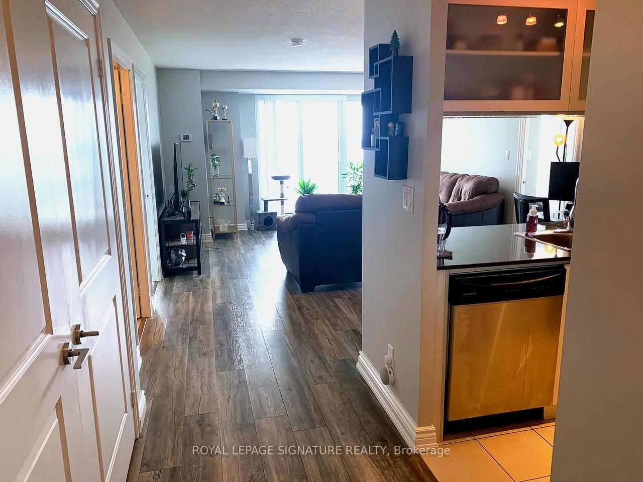 Photo 3 of Unit 3210, 2015 Sheppard Ave E, North York, Henry Farm — HOMEH
