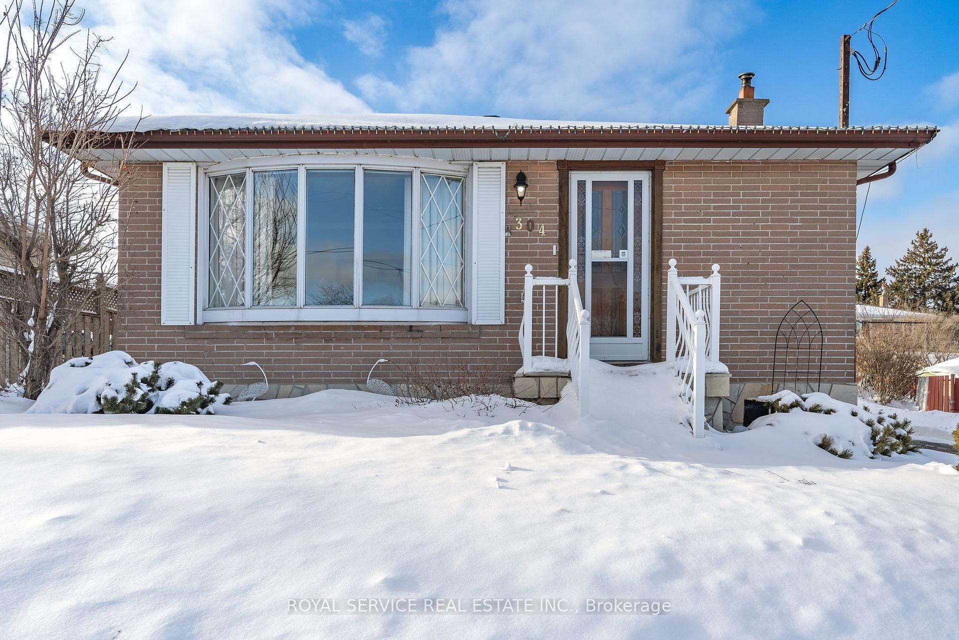 Photo 2 of 304 Jasper Avenue, Oshawa, Lakeview — HOMEH