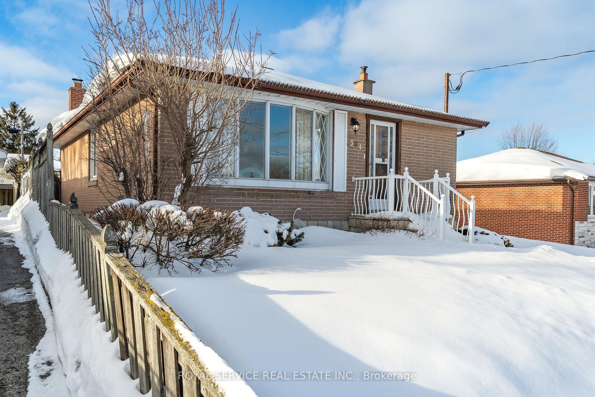Photo 4 of 304 Jasper Avenue, Oshawa, Lakeview — HOMEH