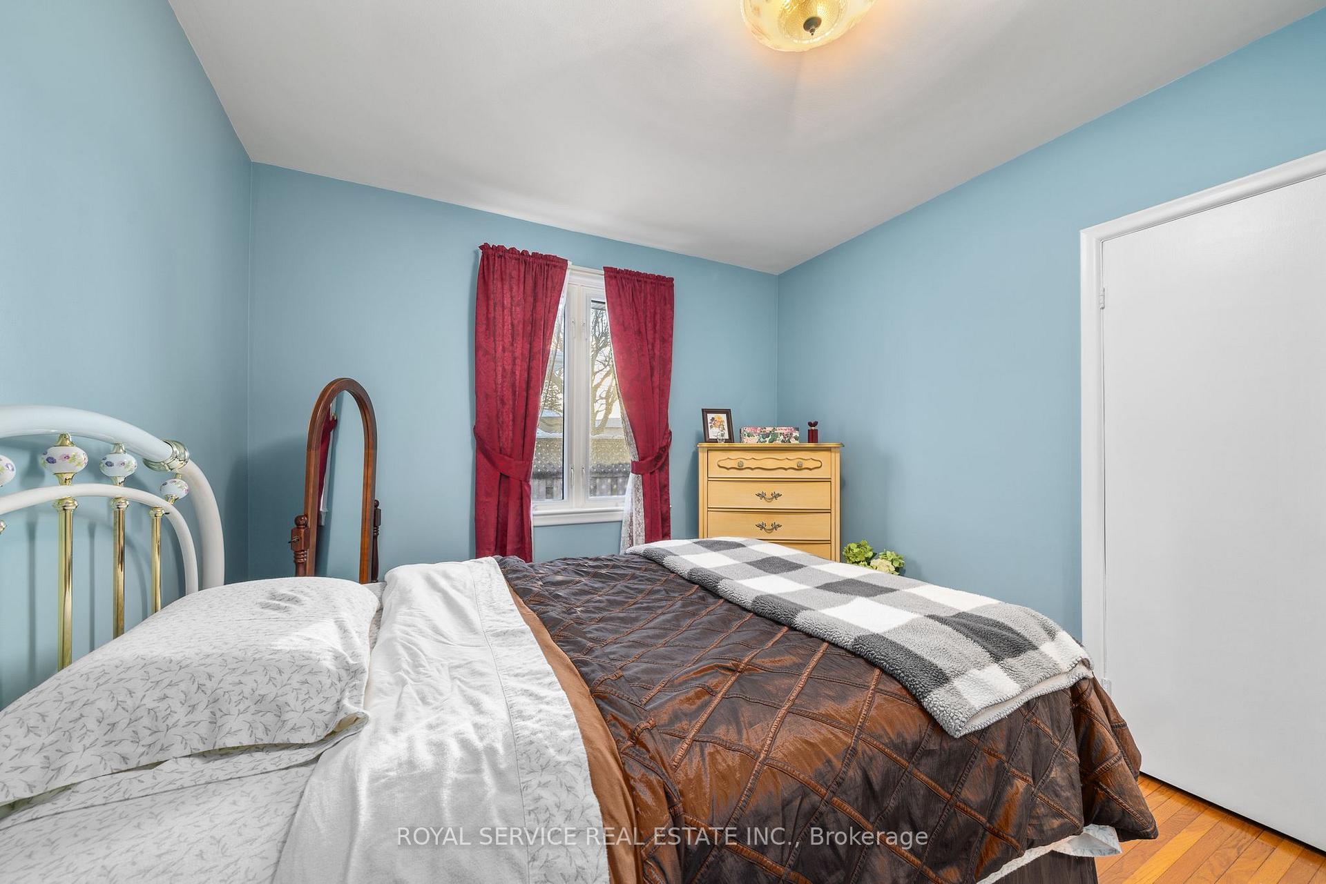 Photo 20 of 304 Jasper Avenue, Oshawa, Lakeview — HOMEH
