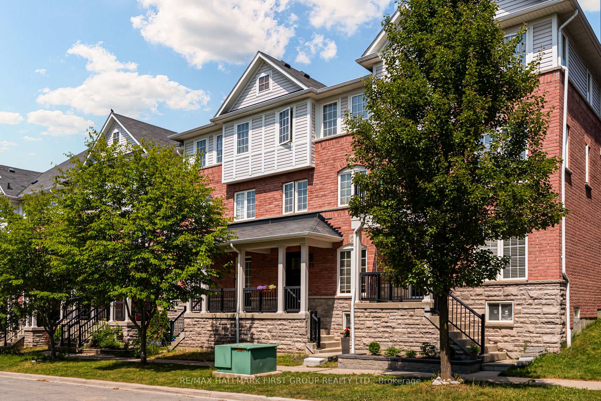 Photo 5 of 35 Hesketh Road, Ajax, Central East — HOMEH