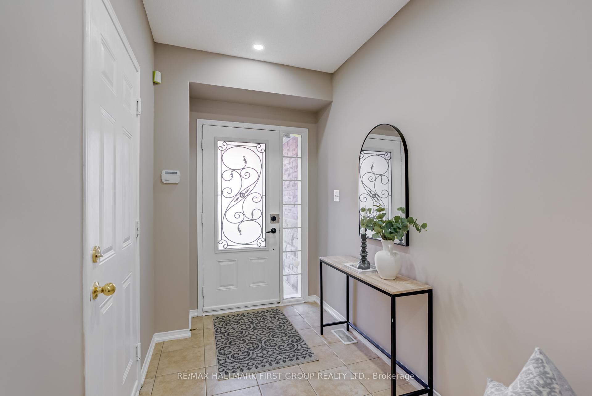 Photo 4 of 35 Hesketh Road, Ajax, Central East — HOMEH