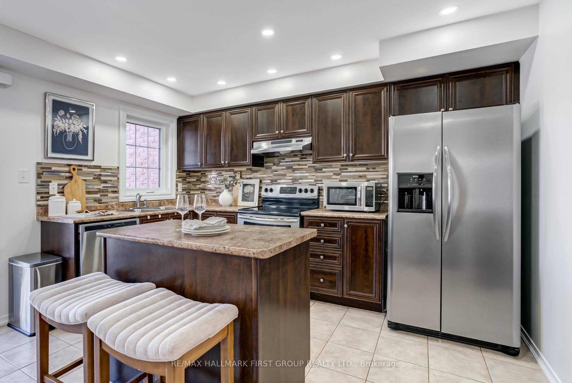Photo 8 of 35 Hesketh Road, Ajax, Central East — HOMEH