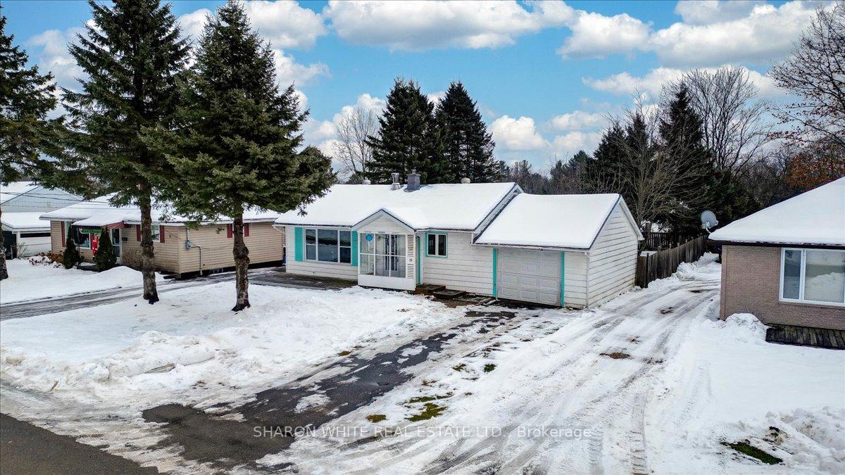 Photo 1 of 19 Johnston Crescent, Bancroft, Bancroft Ward — HOMEH