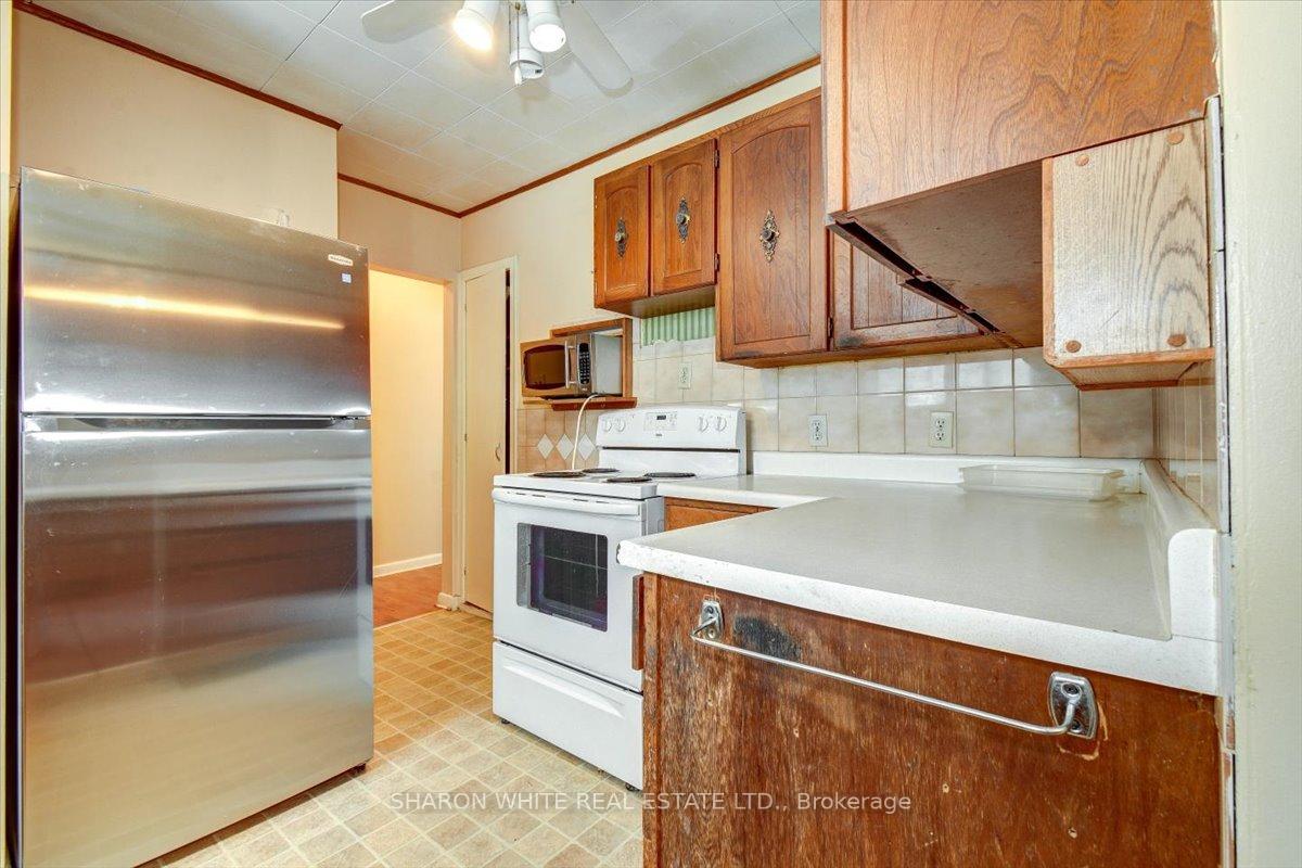 Photo 5 of 19 Johnston Crescent, Bancroft, Bancroft Ward — HOMEH