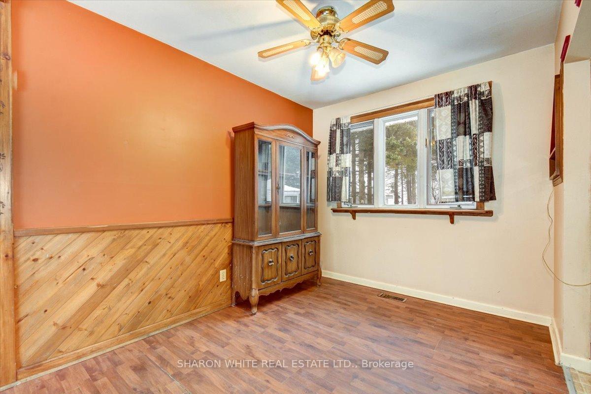 Photo 12 of 19 Johnston Crescent, Bancroft, Bancroft Ward — HOMEH