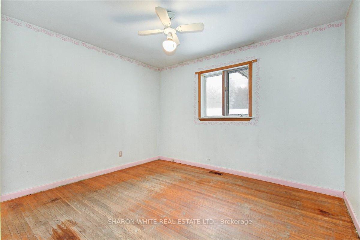 Photo 13 of 19 Johnston Crescent, Bancroft, Bancroft Ward — HOMEH