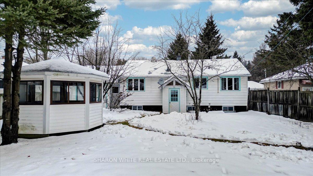 Photo 23 of 19 Johnston Crescent, Bancroft, Bancroft Ward — HOMEH