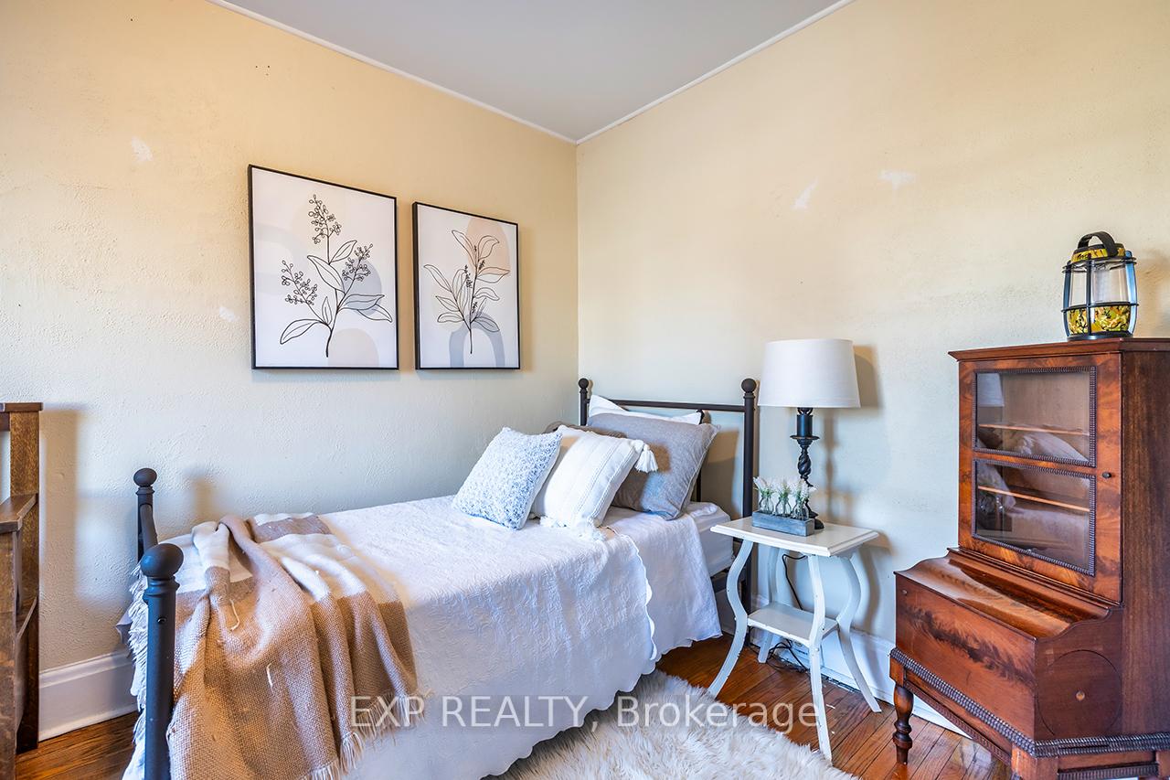 Photo 8 of 124 Park Road S, Oshawa, Vanier — HOMEH