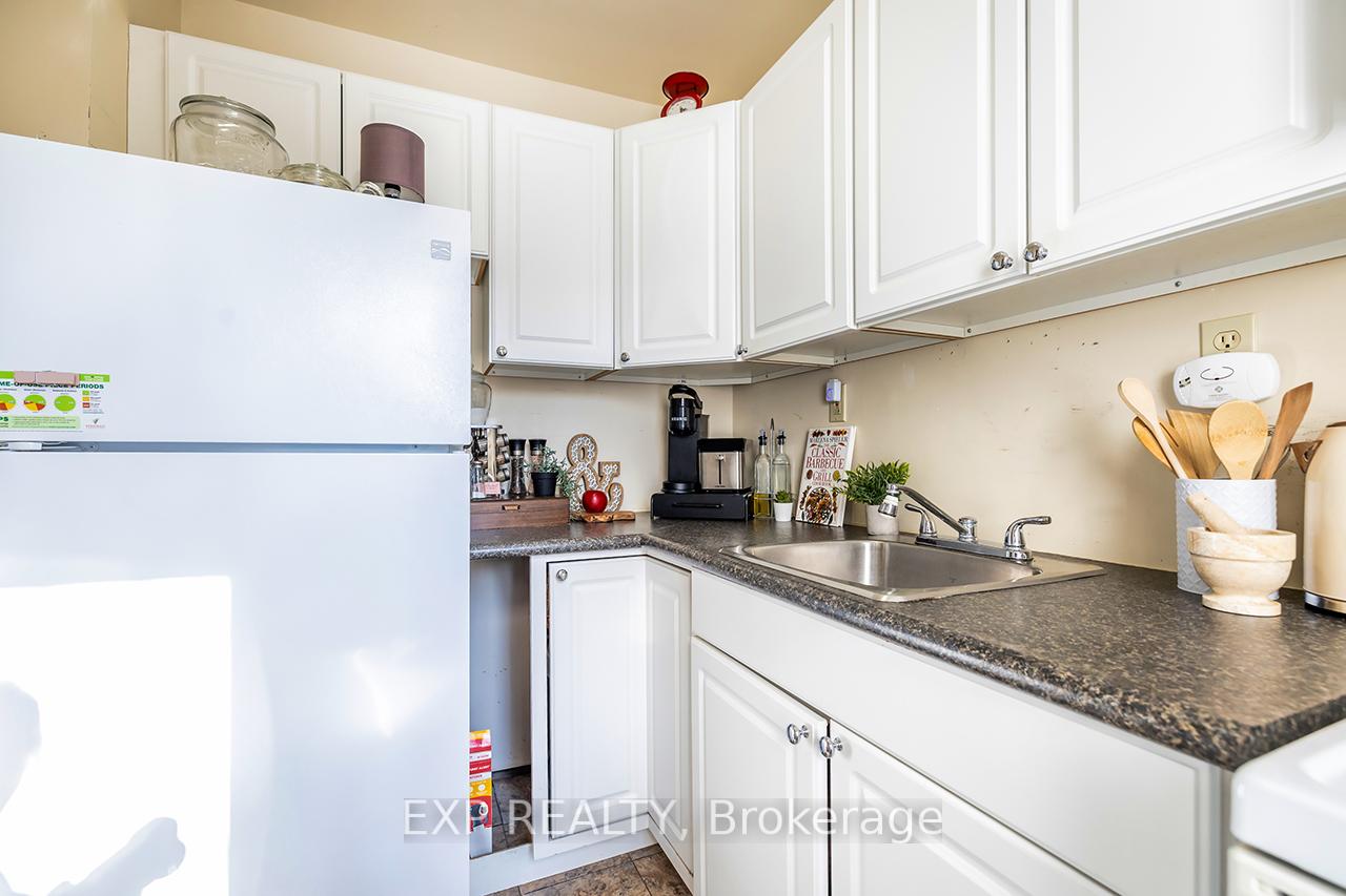 Photo 20 of 124 Park Road S, Oshawa, Vanier — HOMEH