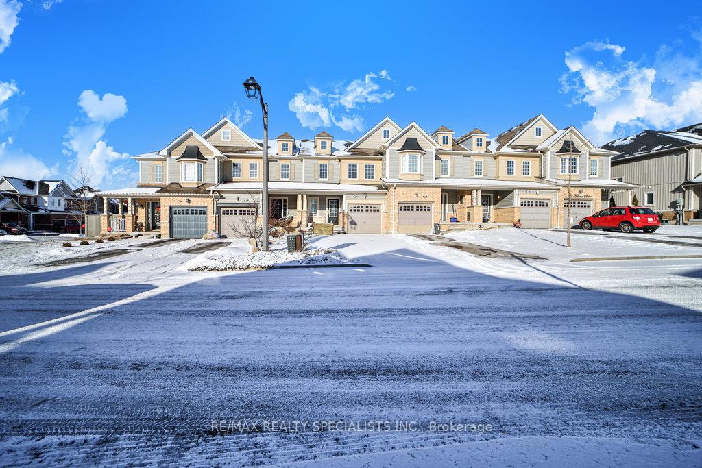 Photo 7 of 46 Adanac Drive, Whitby, Blue Grass Meadows — HOMEH