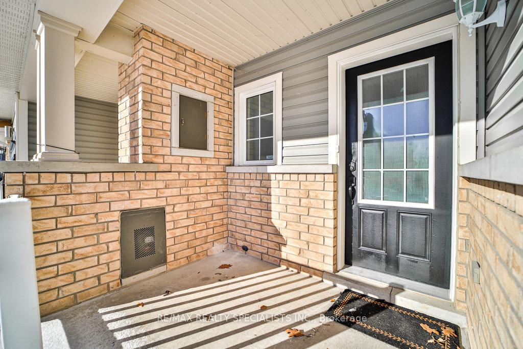 Photo 8 of 46 Adanac Drive, Whitby, Blue Grass Meadows — HOMEH