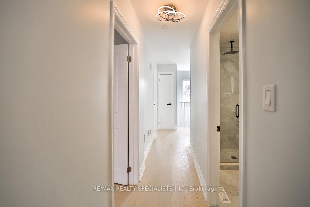 Photo 23 of 46 Adanac Drive, Whitby, Blue Grass Meadows — HOMEH