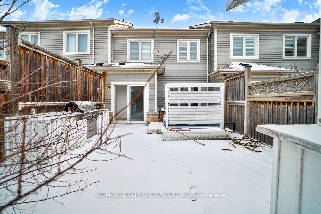 Photo 41 of 46 Adanac Drive, Whitby, Blue Grass Meadows — HOMEH