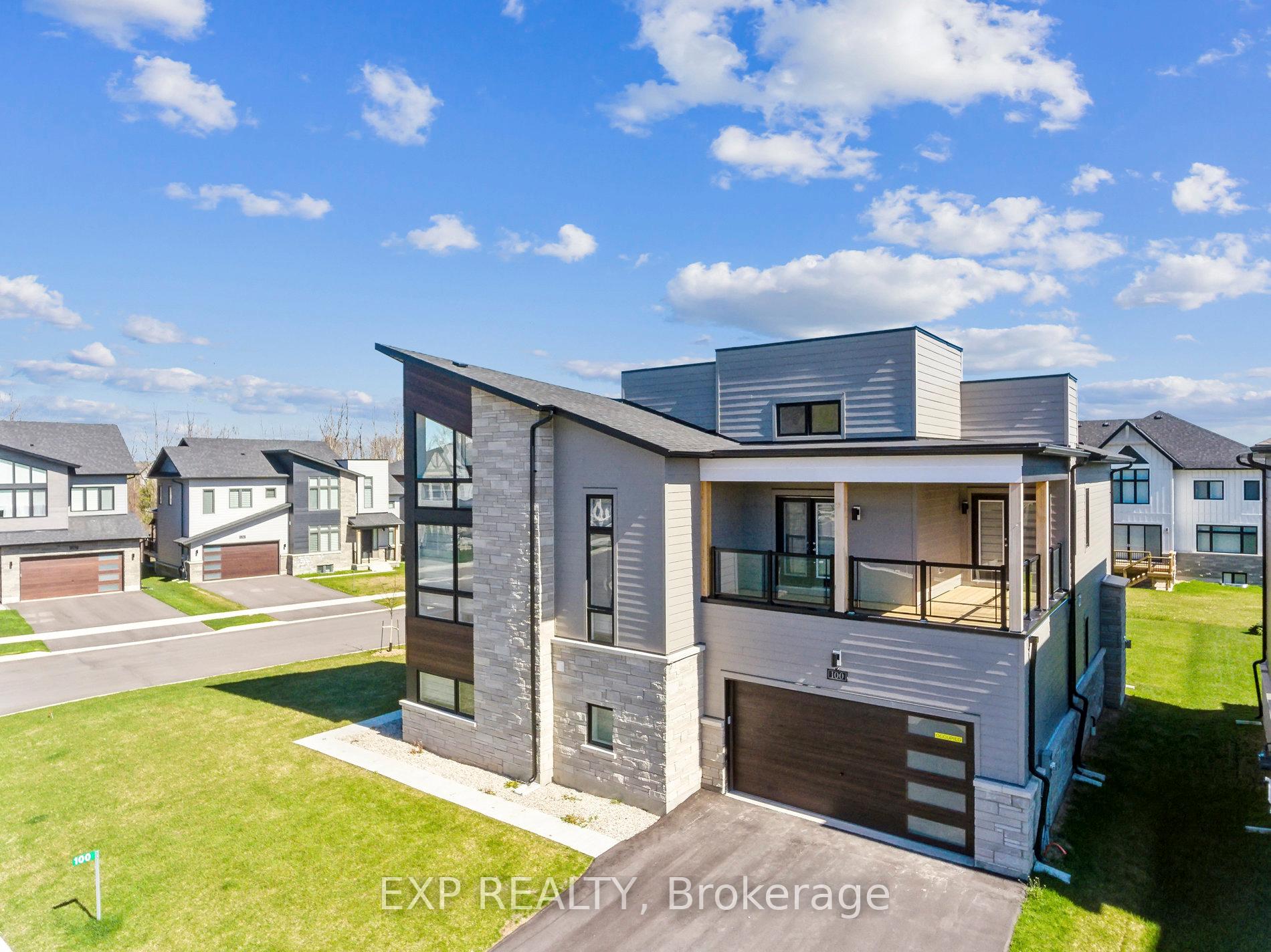 Photo 2 of 100 Stoneleigh Drive, Blue Mountains — HOMEH