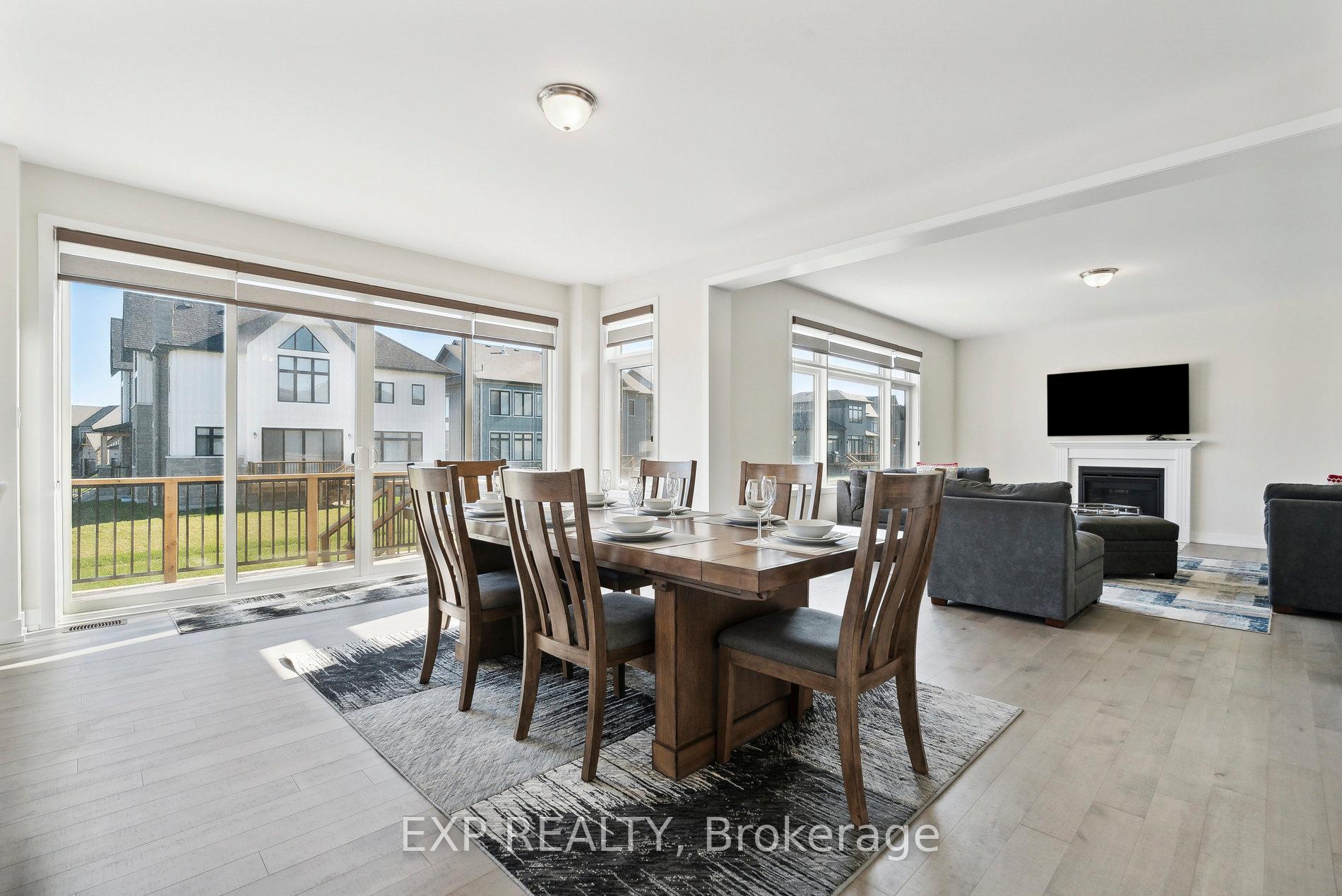 Photo 14 of 100 Stoneleigh Drive, Blue Mountains — HOMEH