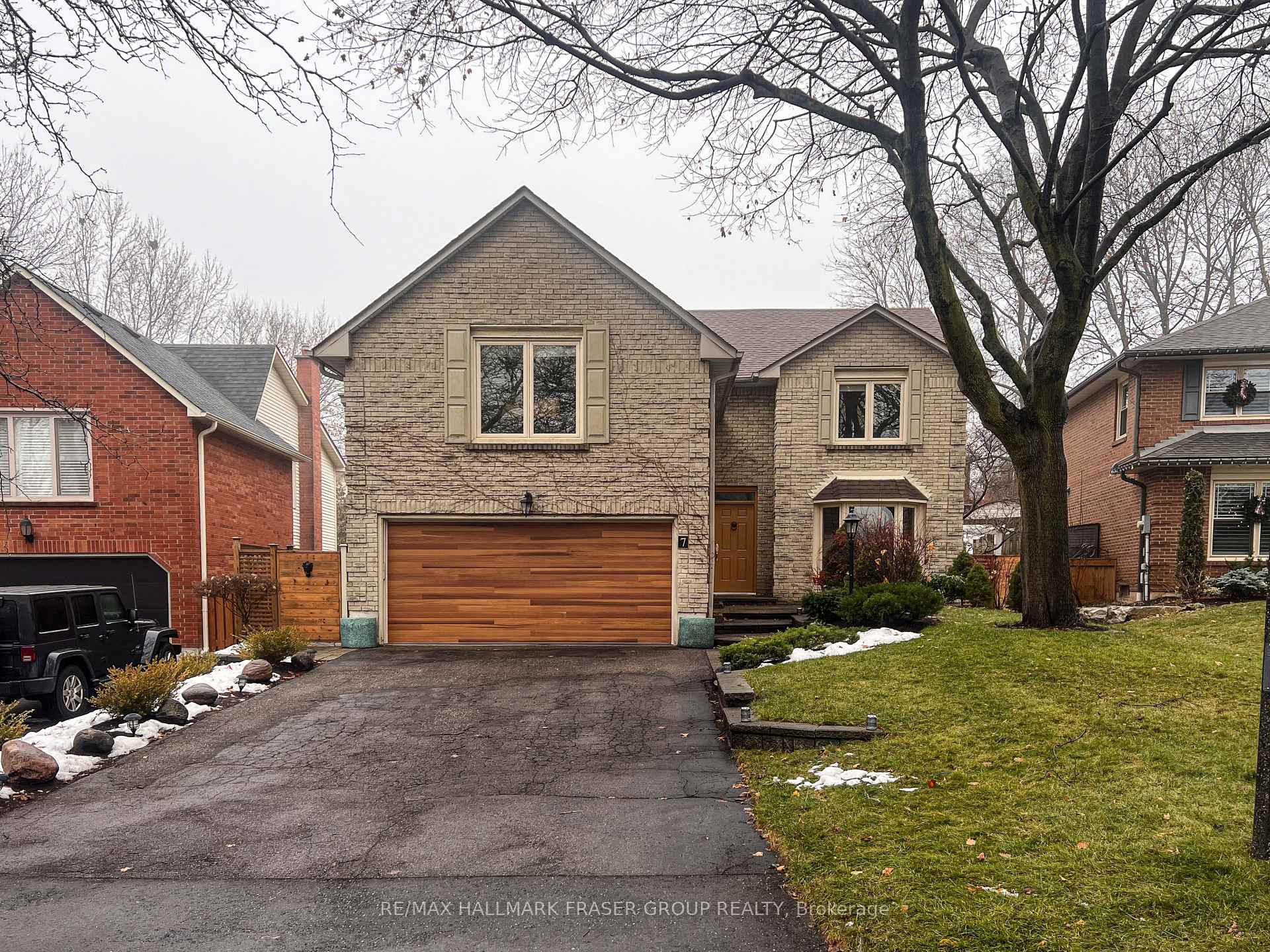 Photo 1 of 7 Preakness Court, Whitby, Blue Grass Meadows — HOMEH