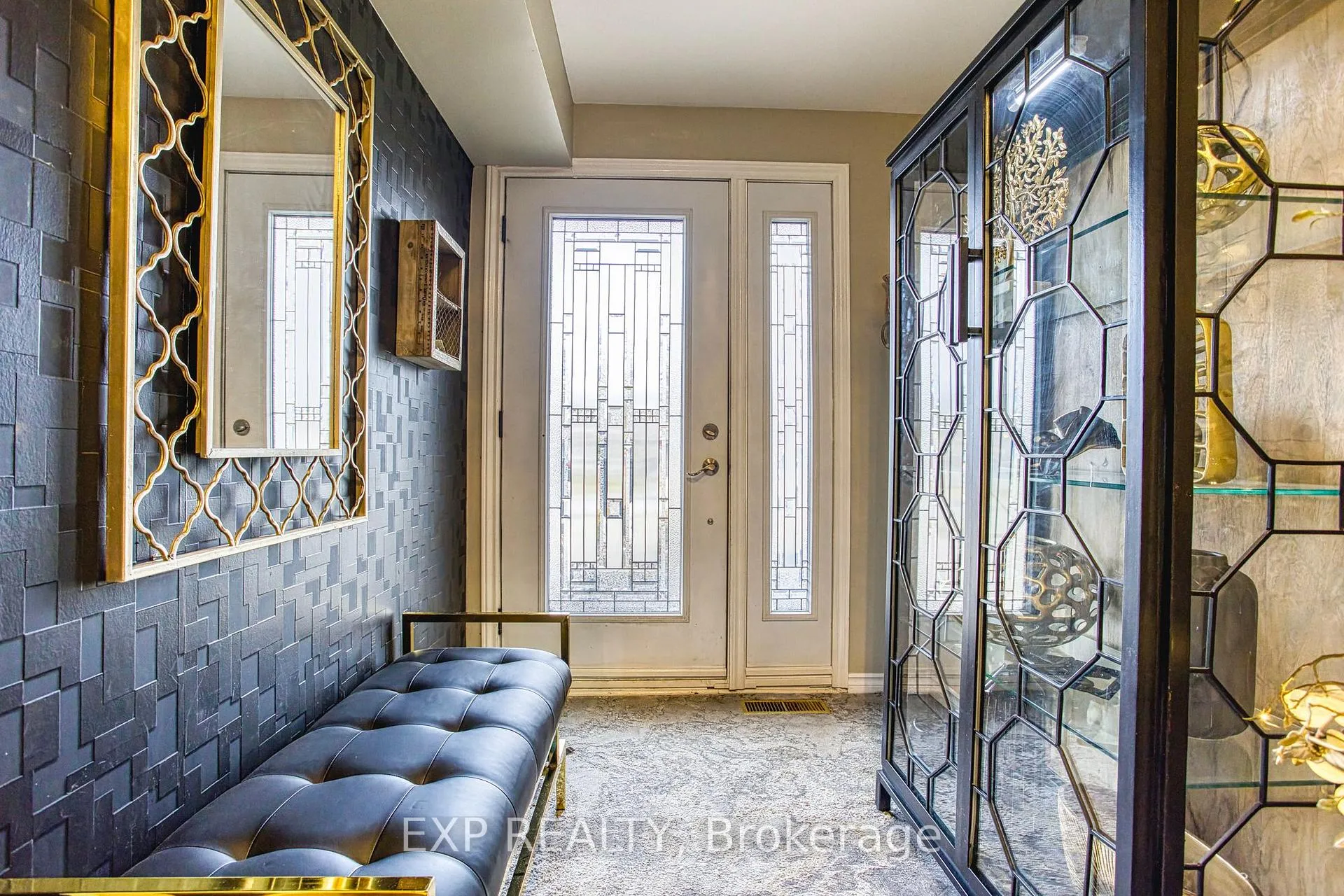 Photo 4 of 4504 Queensway Gardens, Niagara Falls, Morrison — HOMEH