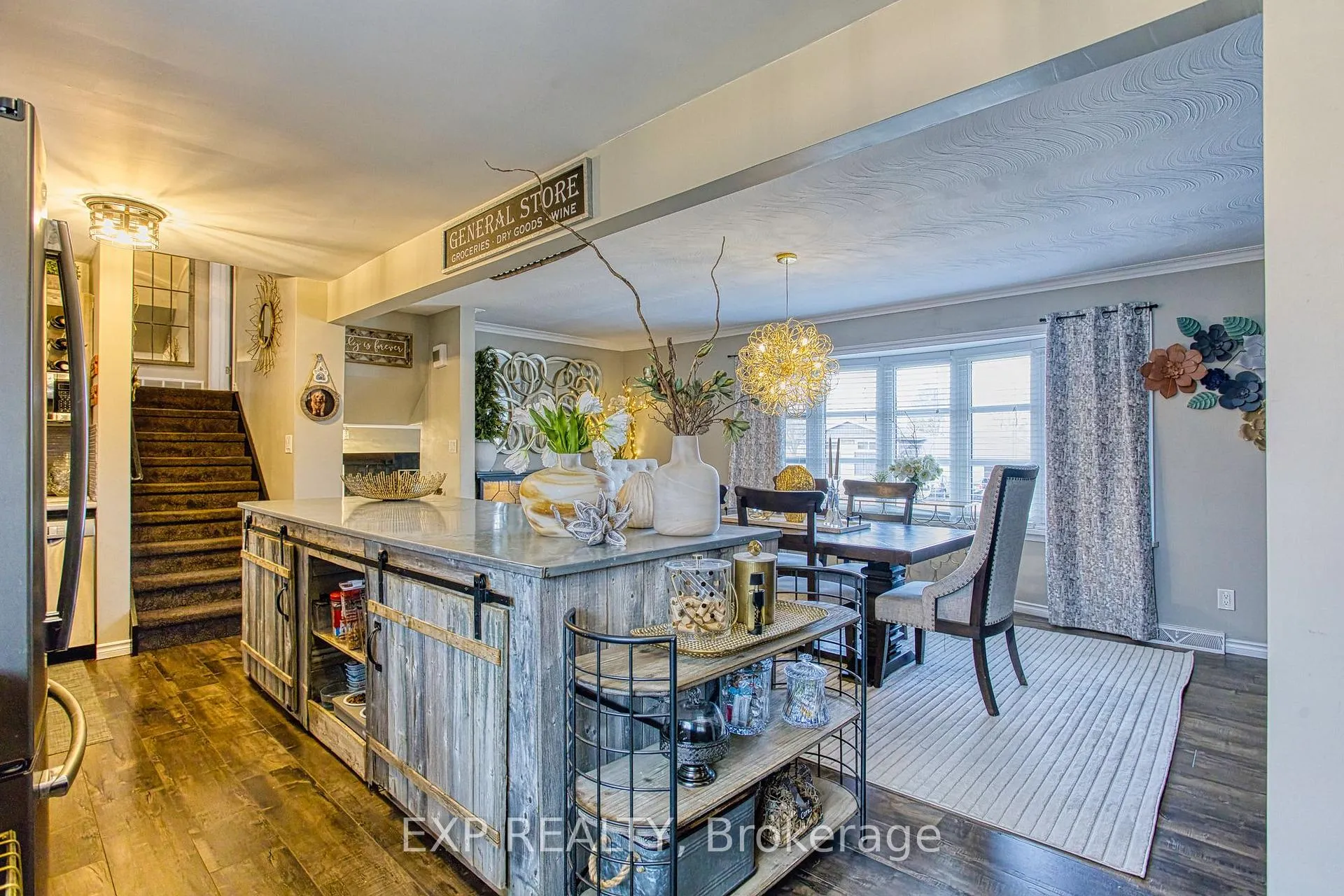 Photo 16 of 4504 Queensway Gardens, Niagara Falls, Morrison — HOMEH