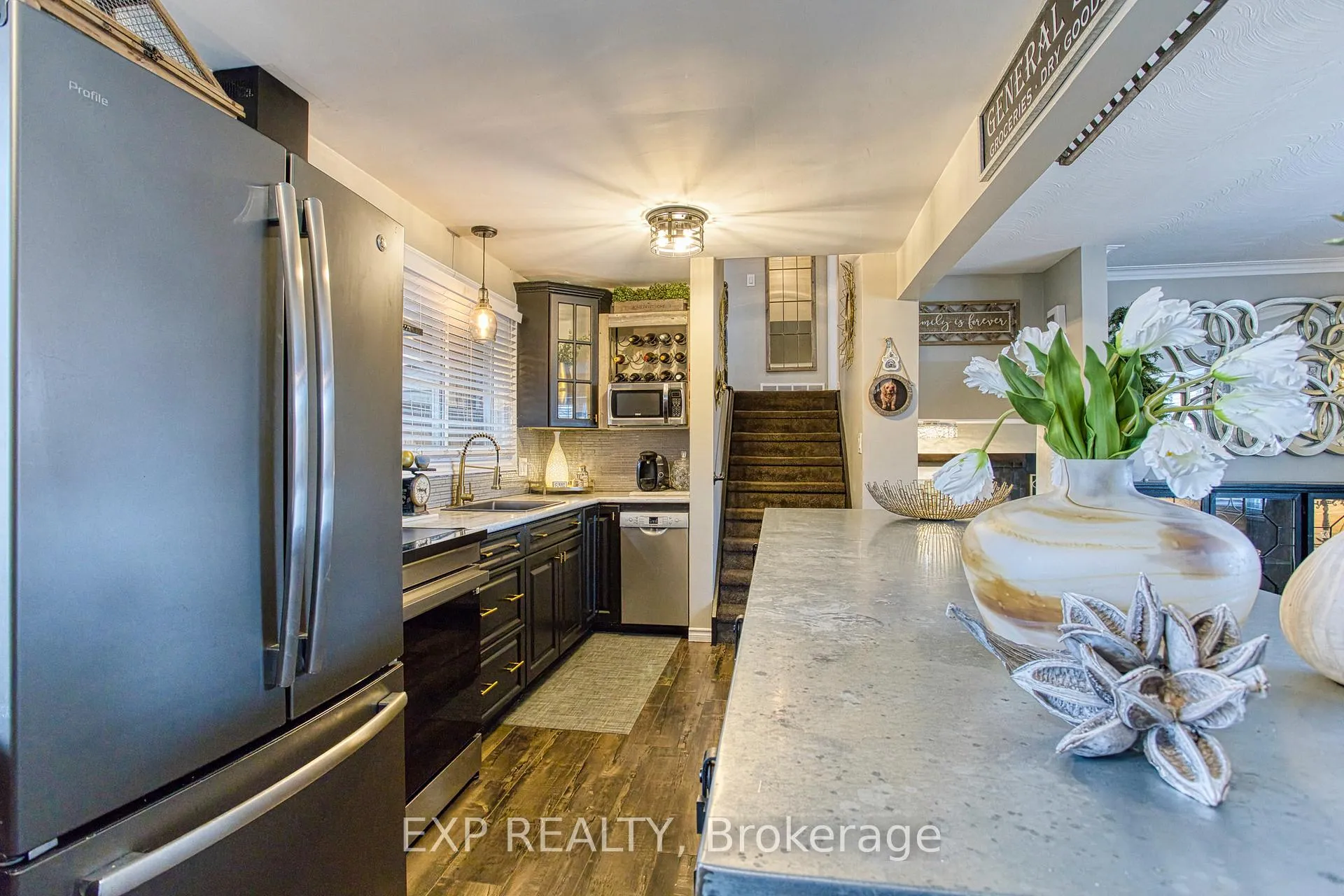 Photo 18 of 4504 Queensway Gardens, Niagara Falls, Morrison — HOMEH