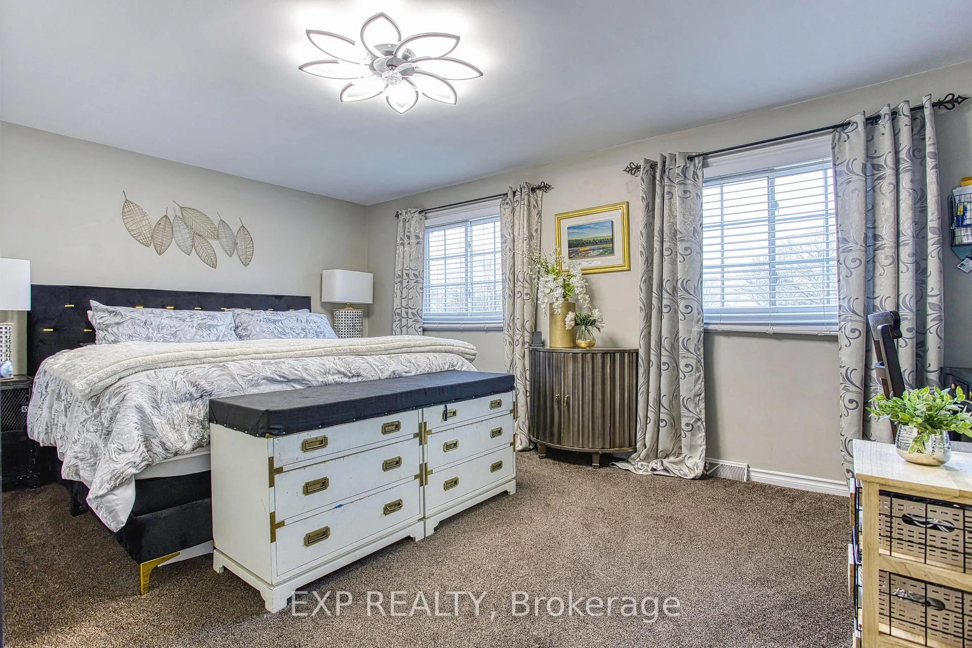 Photo 25 of 4504 Queensway Gardens, Niagara Falls, Morrison — HOMEH