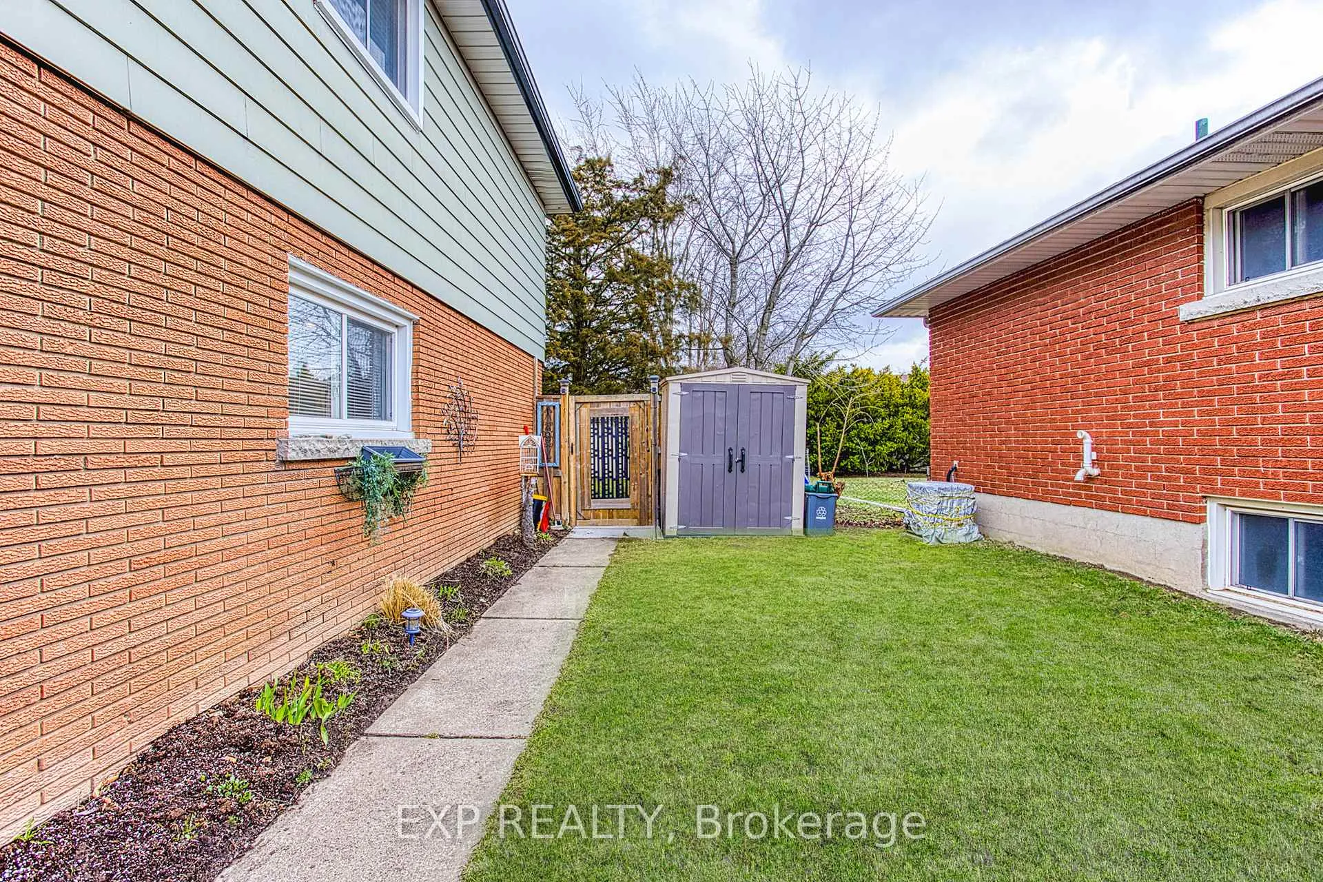 Photo 33 of 4504 Queensway Gardens, Niagara Falls, Morrison — HOMEH