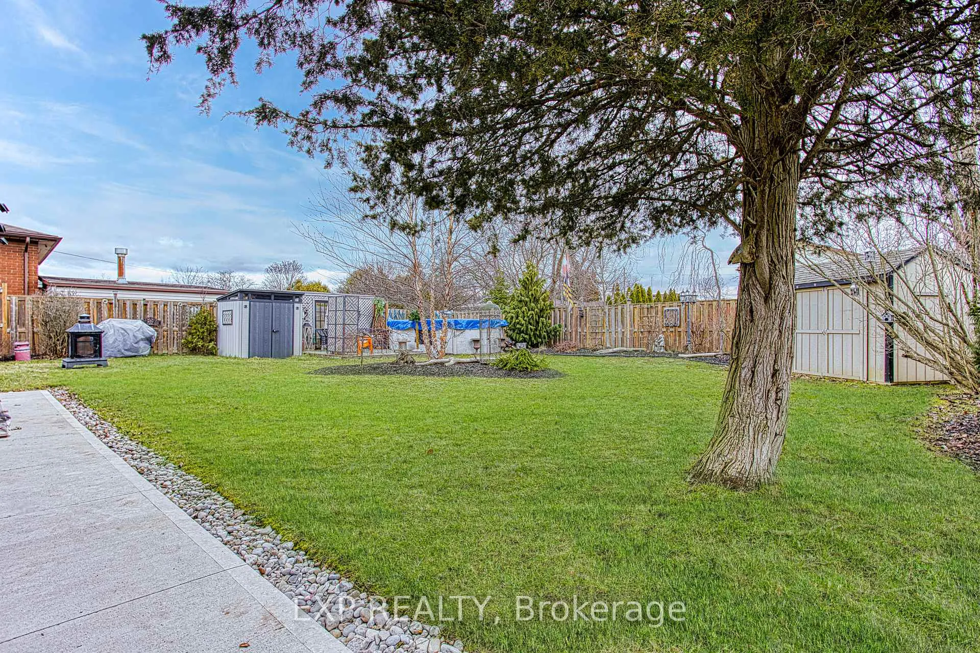 Photo 34 of 4504 Queensway Gardens, Niagara Falls, Morrison — HOMEH