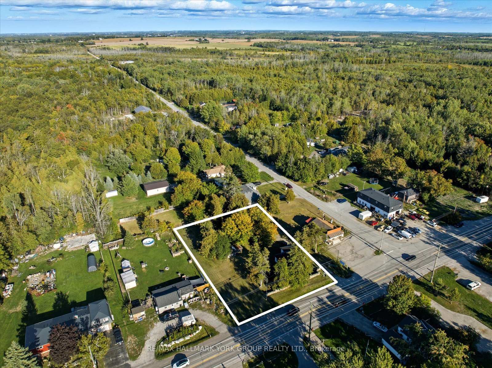 Photo 4 of 23035 Lake Ridge Road, Brock, Rural Brock — HOMEH