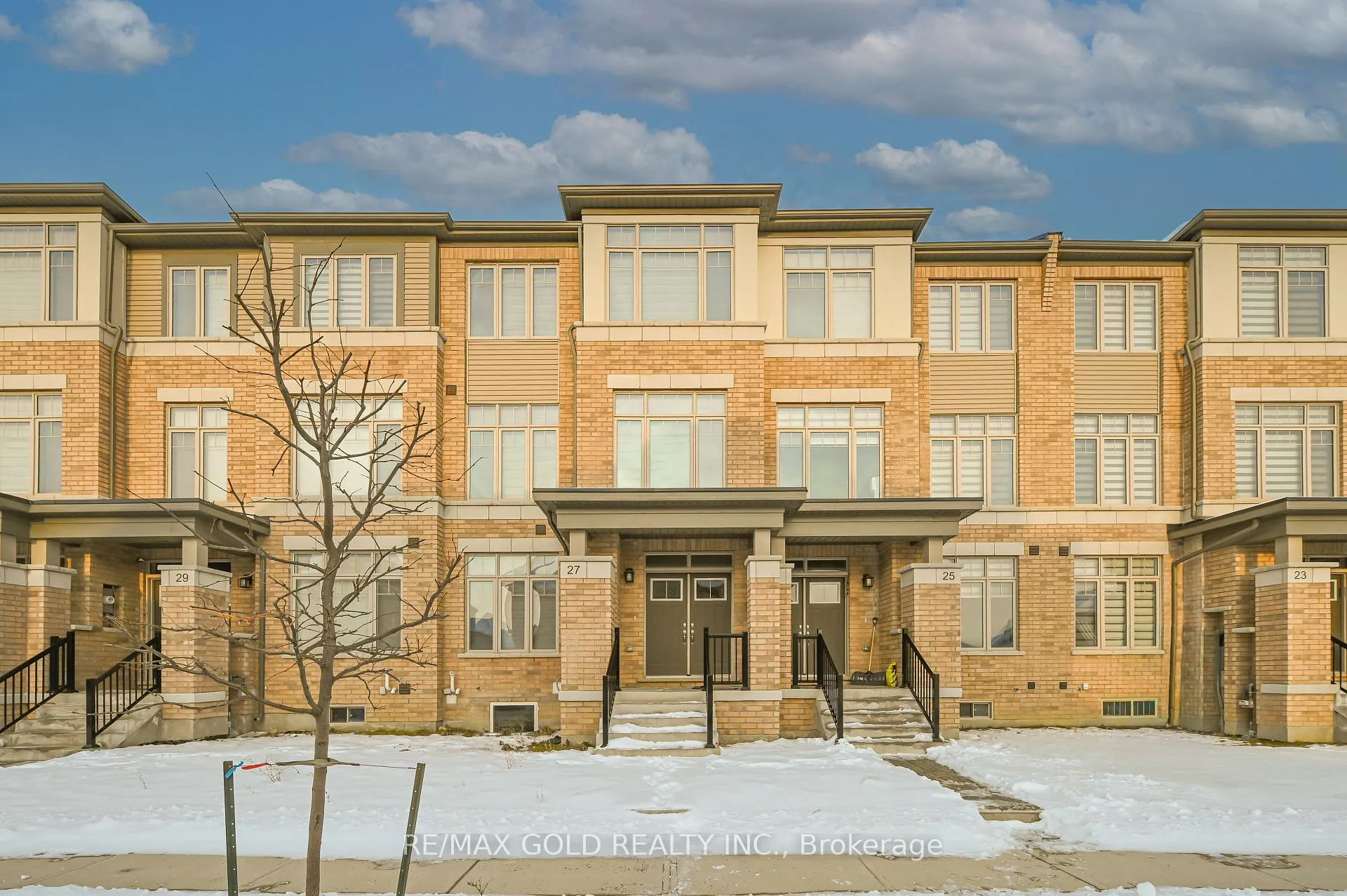Photo 1 of 27 minnock Street, Caledon, Rural Caledon — HOMEH