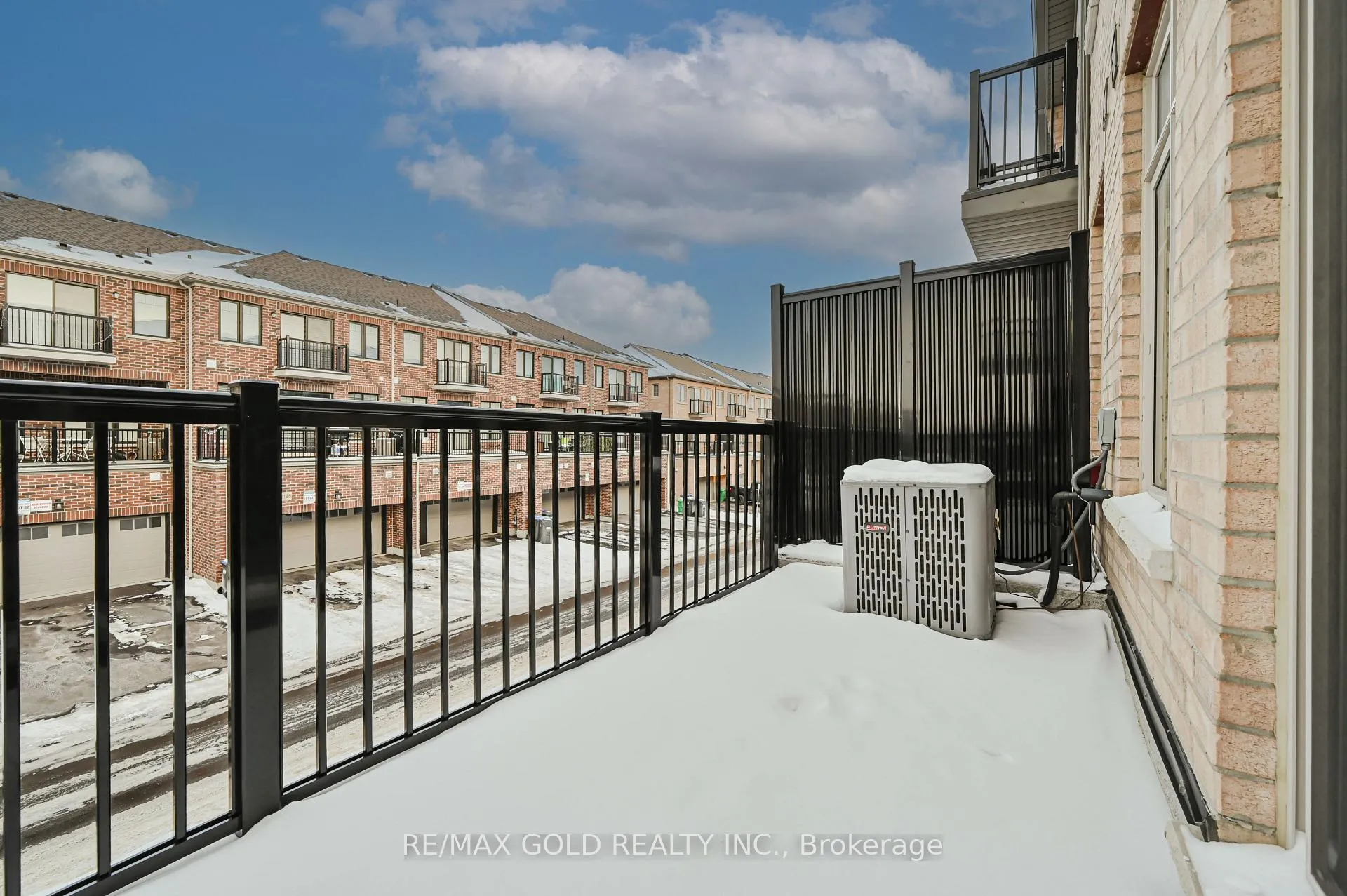 Photo 49 of 27 minnock Street, Caledon, Rural Caledon — HOMEH