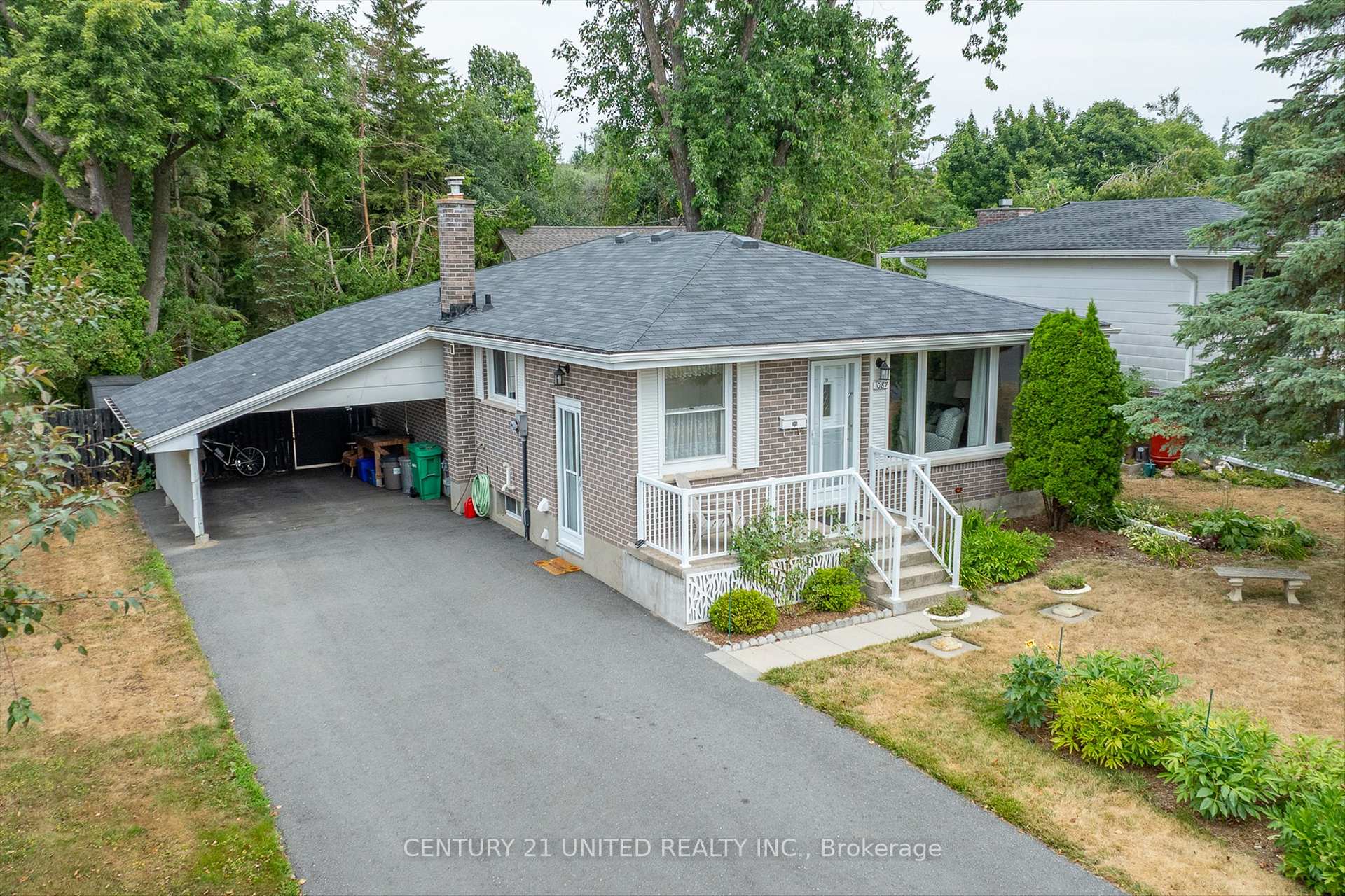 Photo 1 of 1087 Barnardo Avenue, Peterborough, Northcrest Ward 5 — HOMEH