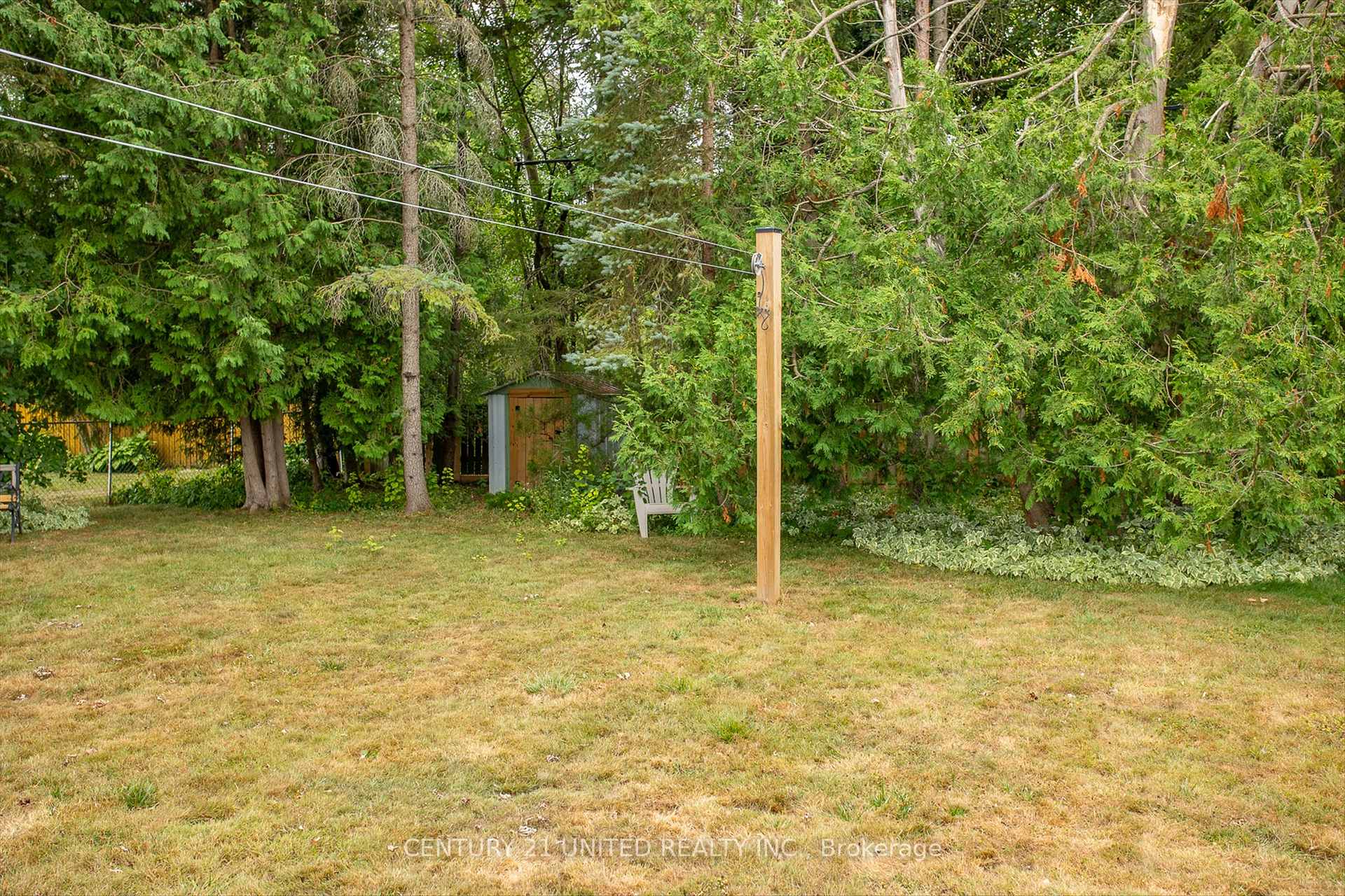 Photo 15 of 1087 Barnardo Avenue, Peterborough, Northcrest Ward 5 — HOMEH