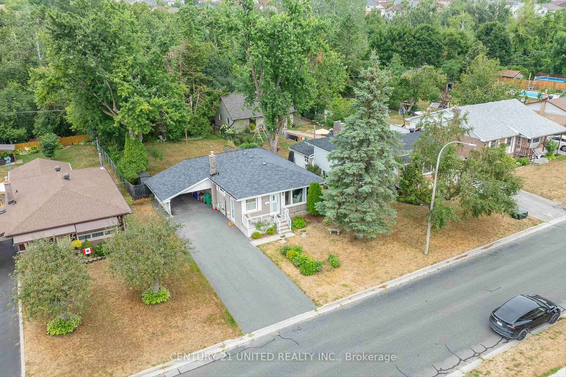 Photo 18 of 1087 Barnardo Avenue, Peterborough, Northcrest Ward 5 — HOMEH