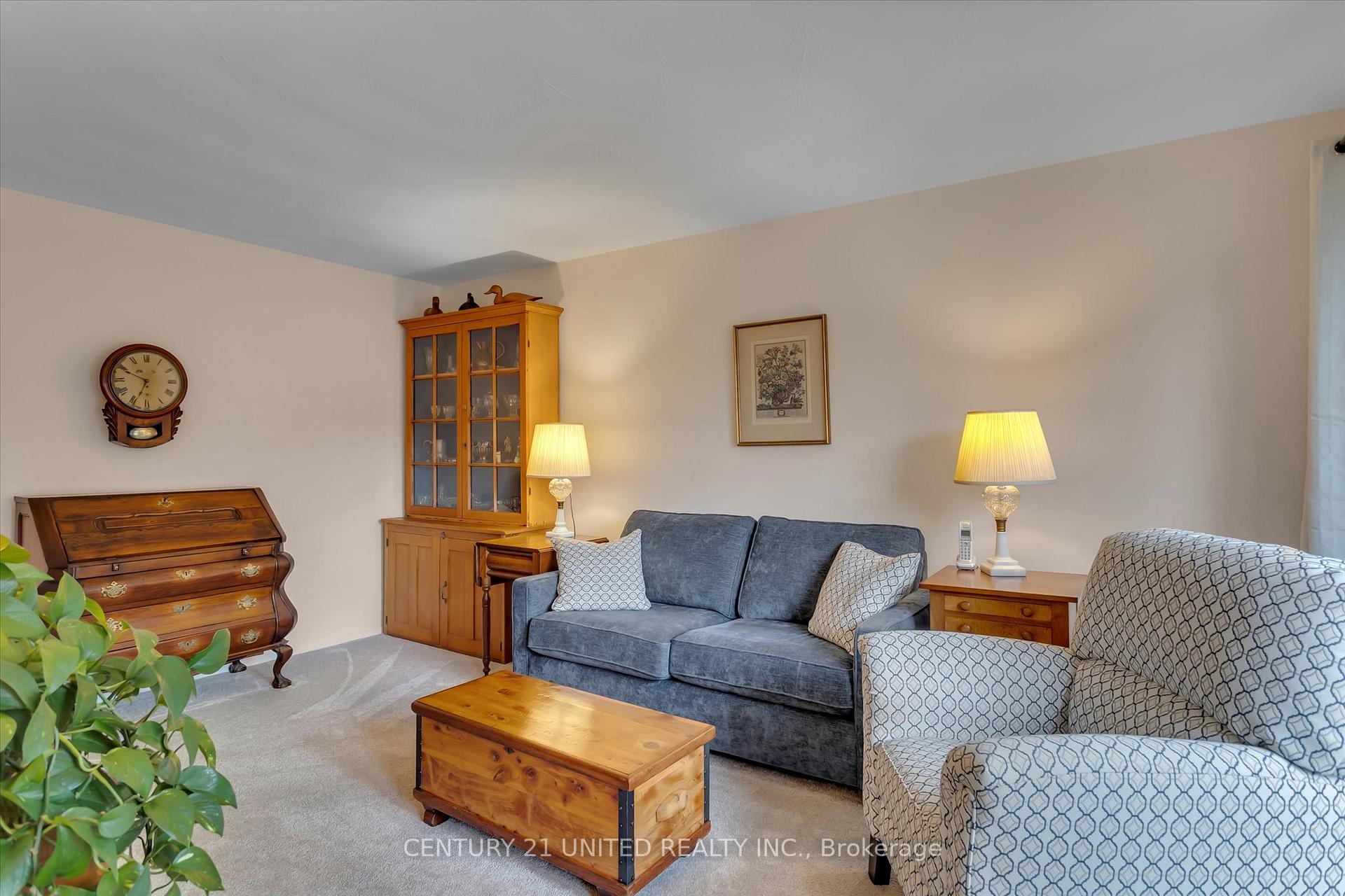 Photo 28 of 1087 Barnardo Avenue, Peterborough, Northcrest Ward 5 — HOMEH