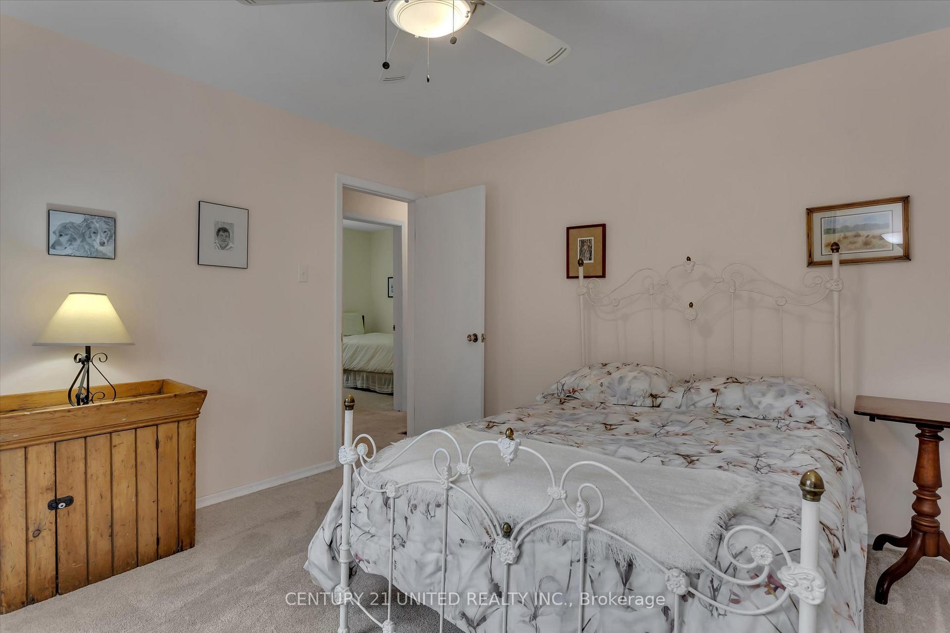 Photo 32 of 1087 Barnardo Avenue, Peterborough, Northcrest Ward 5 — HOMEH